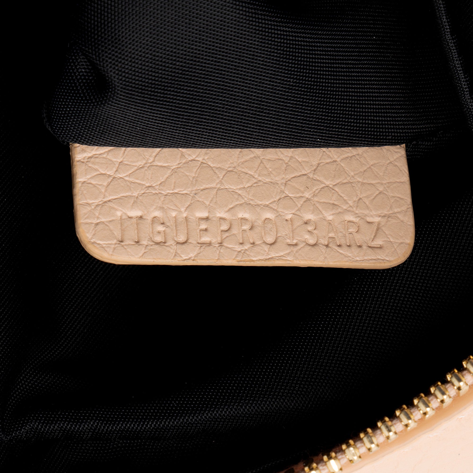 Burberry Grained Calfskin Small Camera Bag (SHF-Vj0hR8)