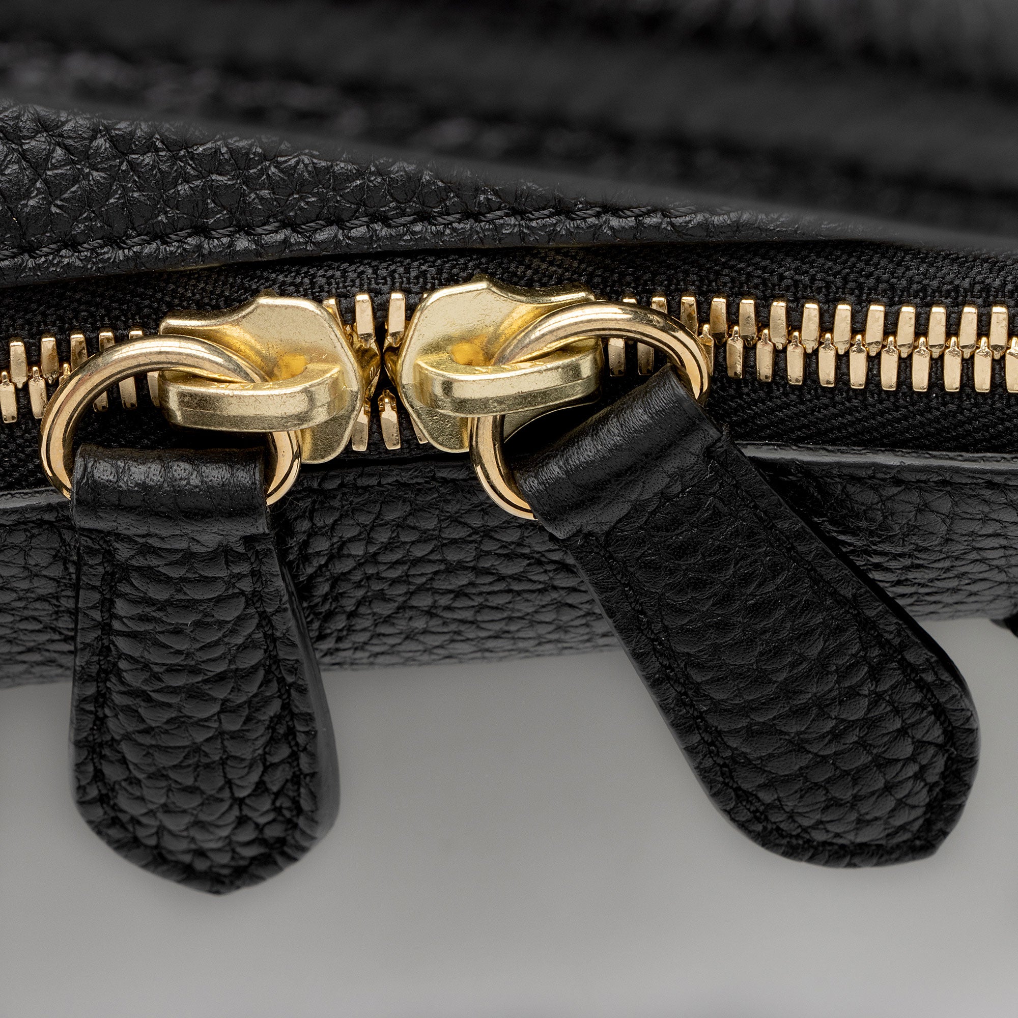 Burberry Grainy Calfskin Greenwood Small Bowling Bag (SHF-FpdJNF)