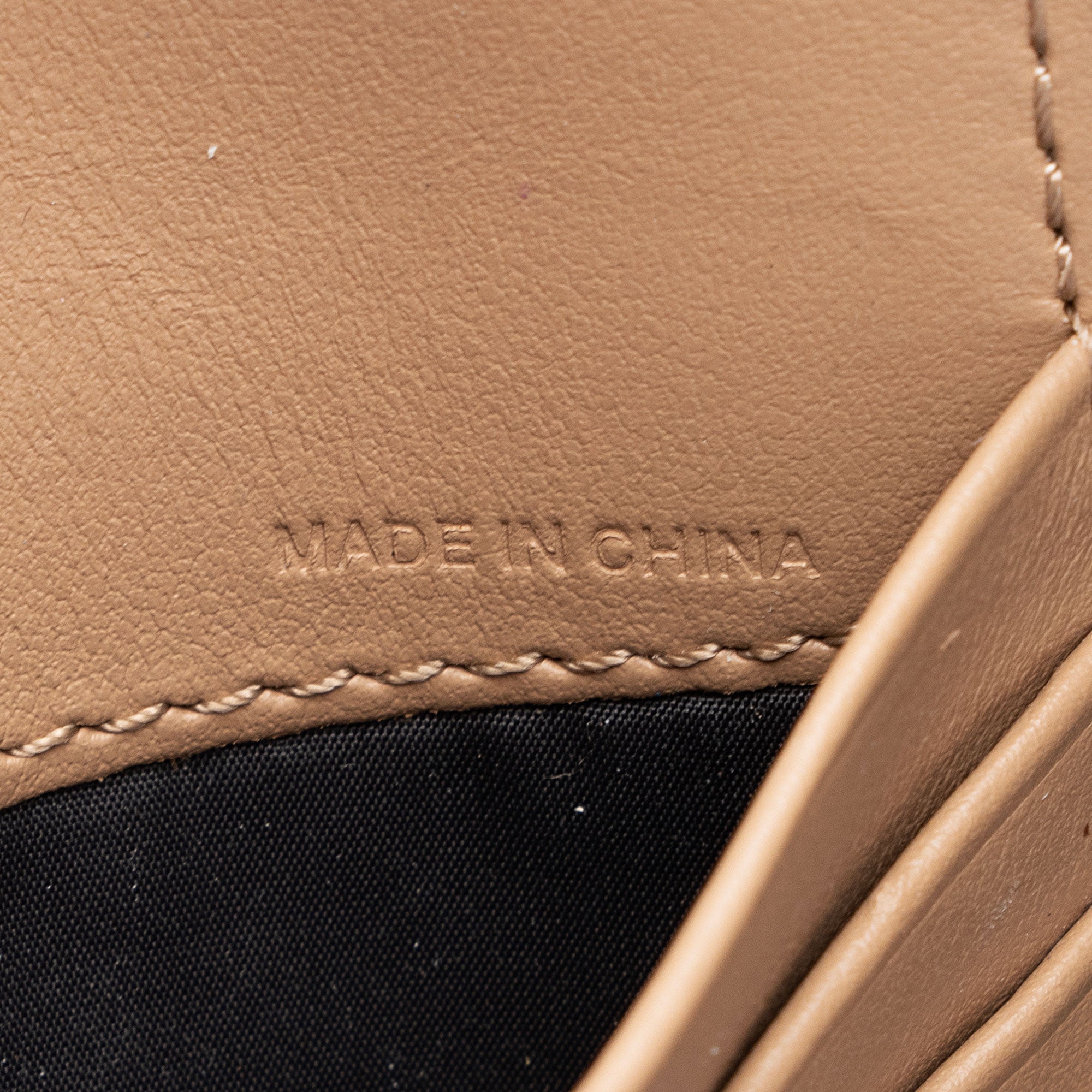 Burberry Haymarket Check Peyton Crossbody Bag (SHF-Do85Bg)