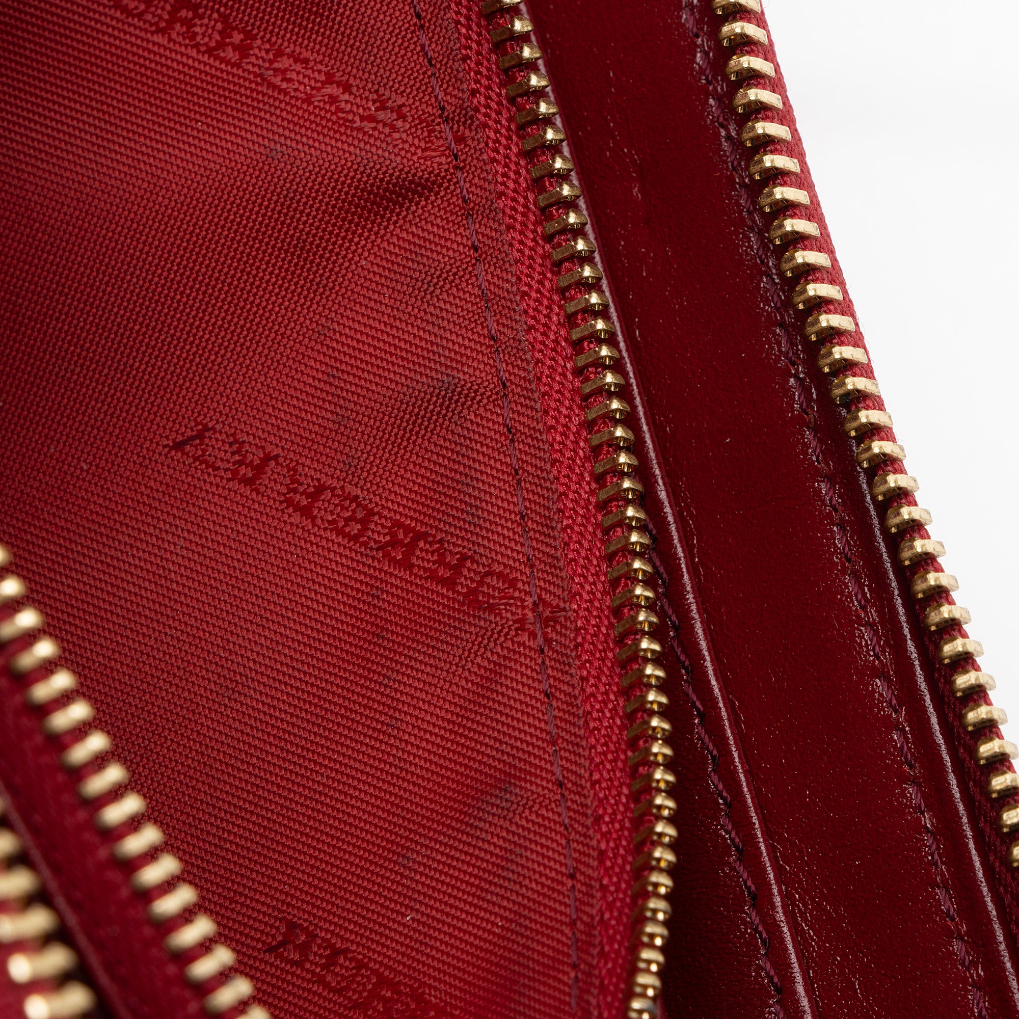 Burberry Haymarket Check Zip Around Wallet (SHF-8zBWAj)