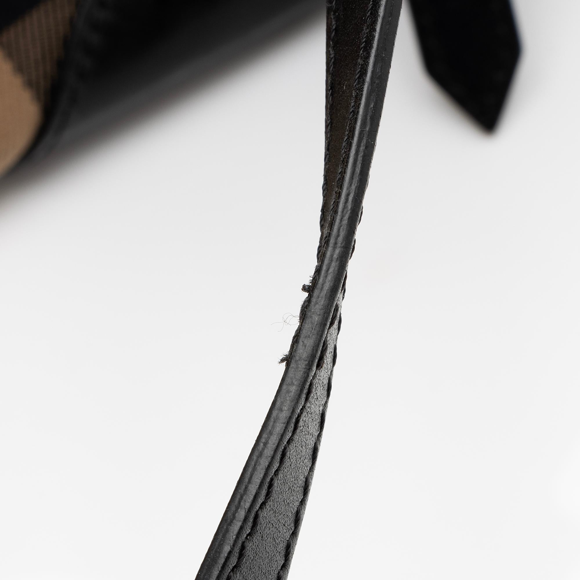 Burberry House Check Canterbury Small Tote (SHF-KAoaBP)