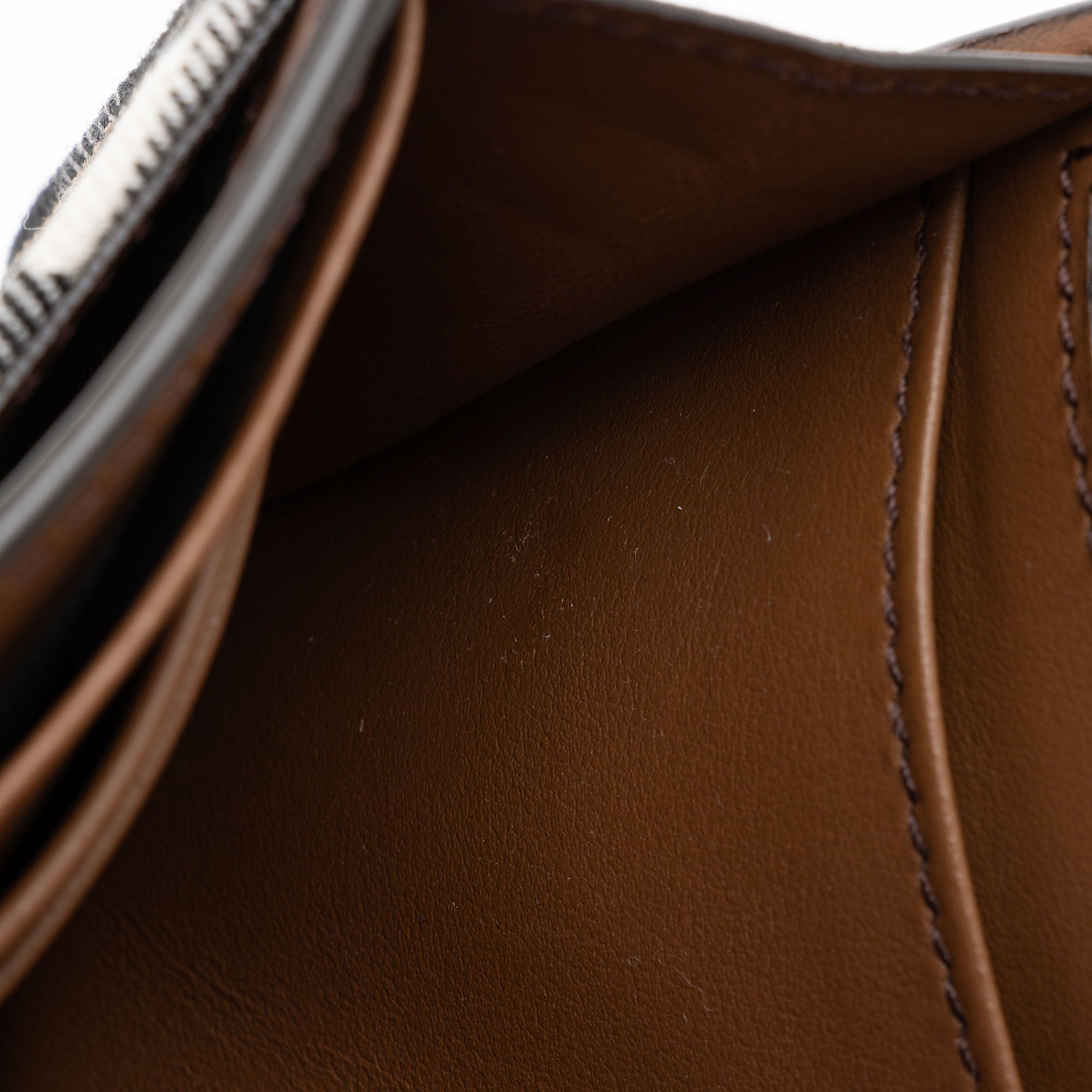 Burberry House Check Henley Chain Wallet
