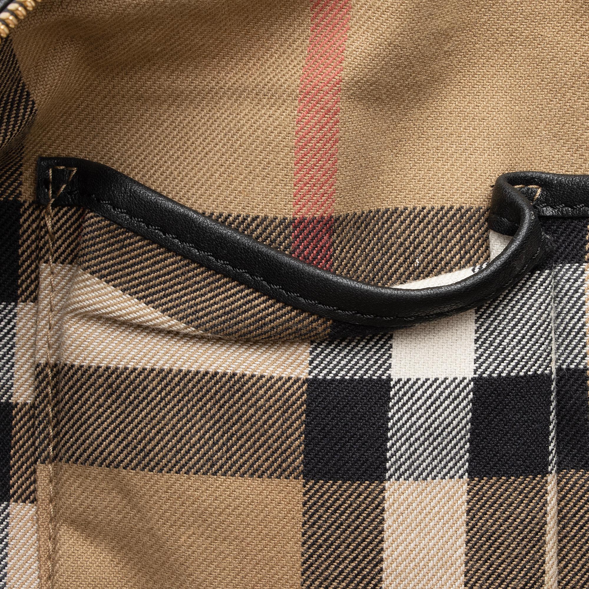 Burberry House Check Lambskin Bridle Salisbury Small Tote (SHF-mVCDxh)