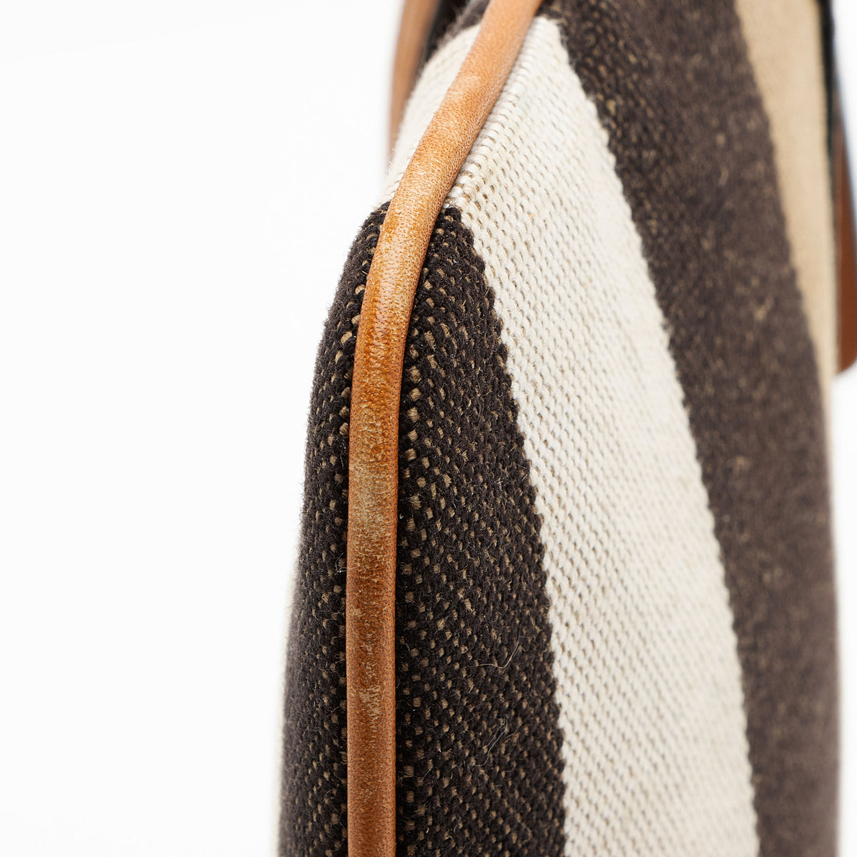 Burberry House Check Peyton Clutch