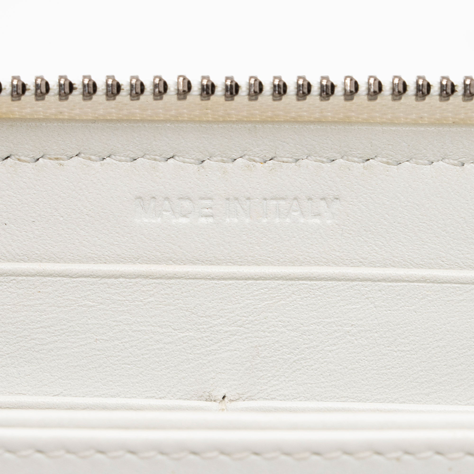 Burberry House Check Woven Zip Around Wallet (SHF-CERZ19)