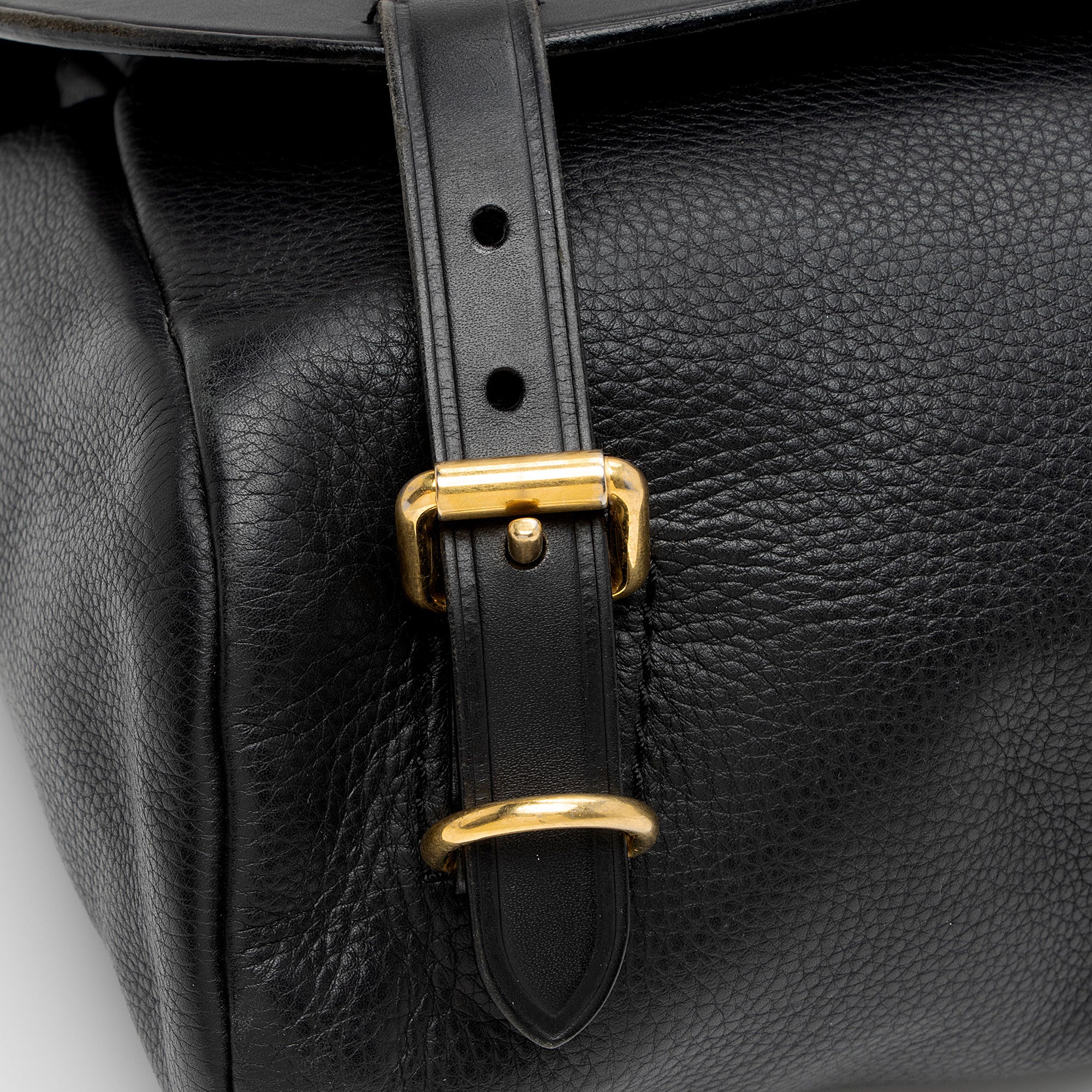 Burberry Leather Bridle Medium Shoulder Bag (SHF-gvFB4h)