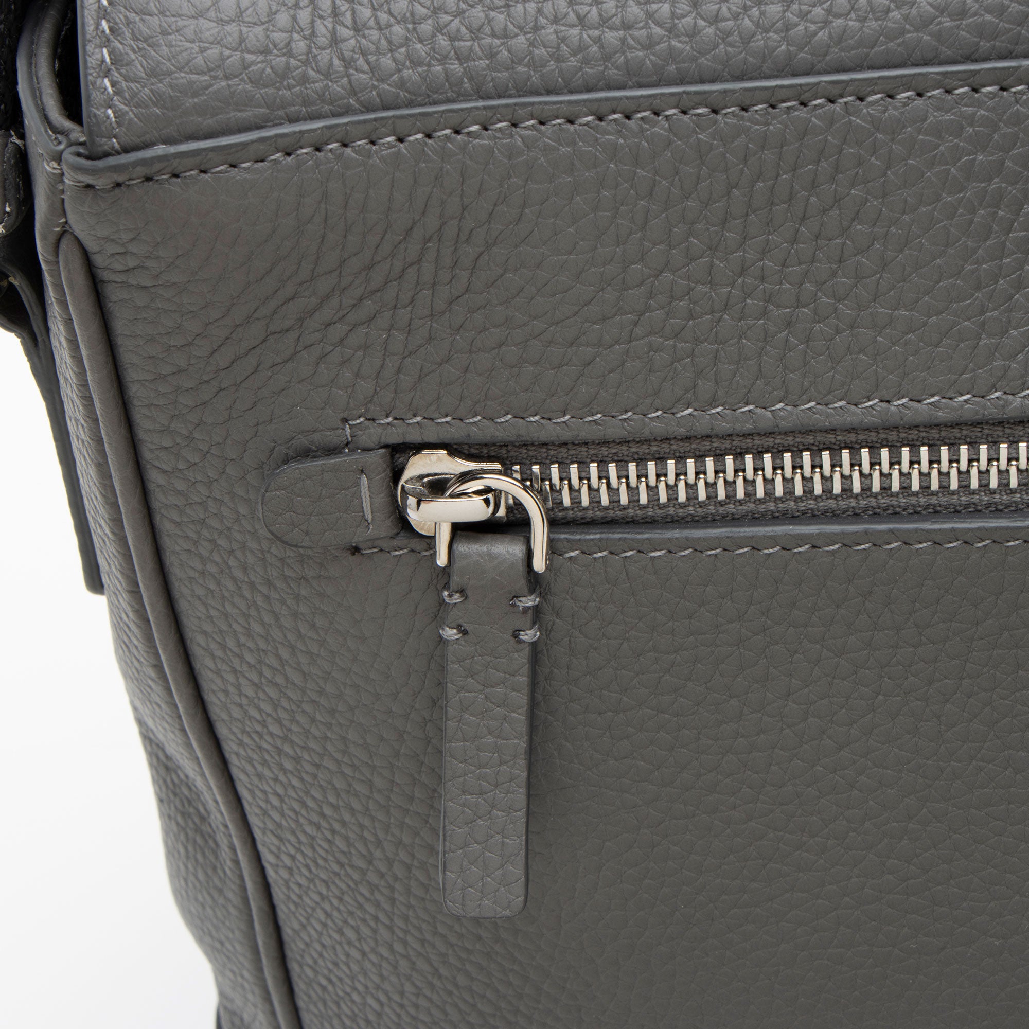 Burberry Leather Bruno Messenger (SHF-o1cptH)