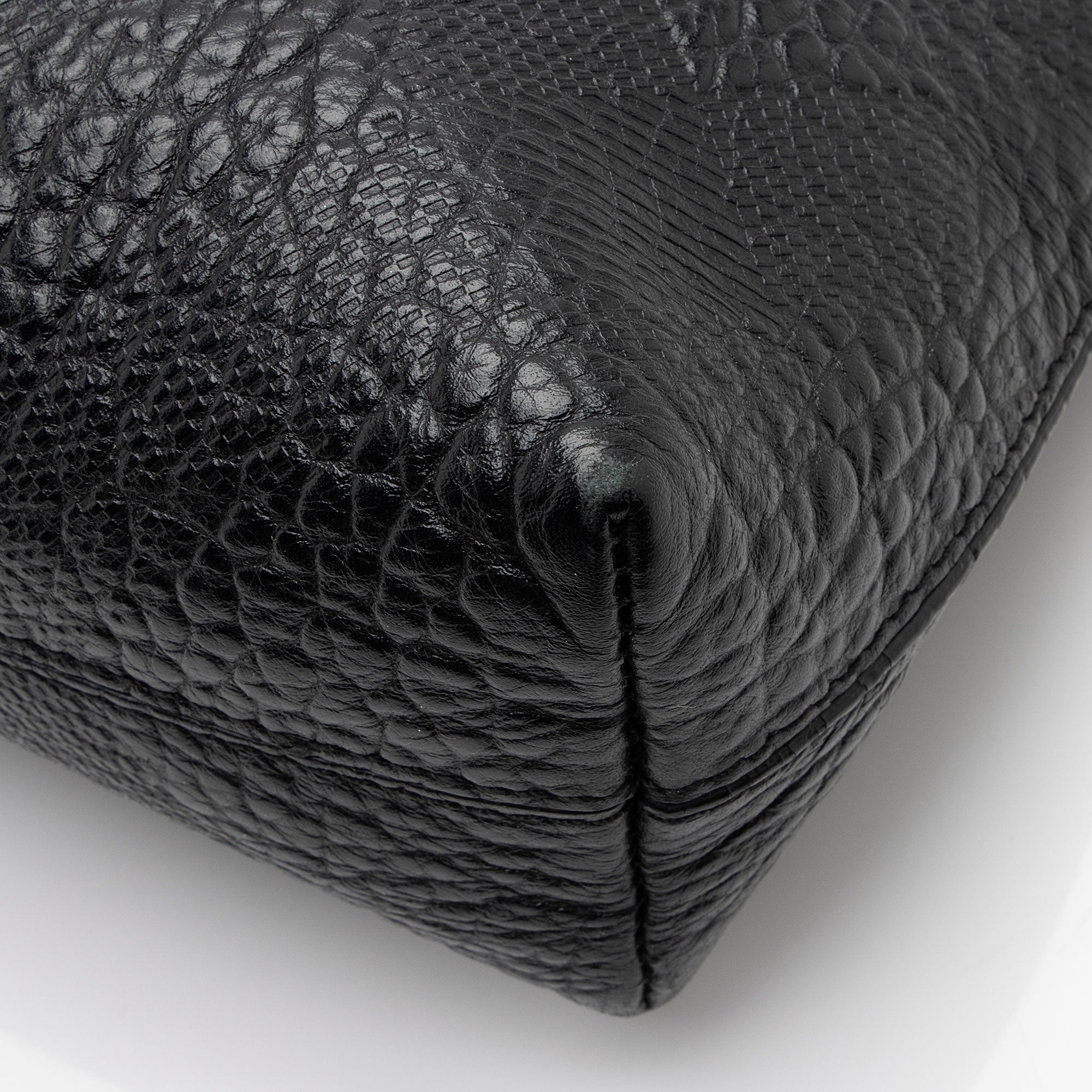 Burberry Leather Embossed Check Chichester Clutch (SHF-TC4VkJ)