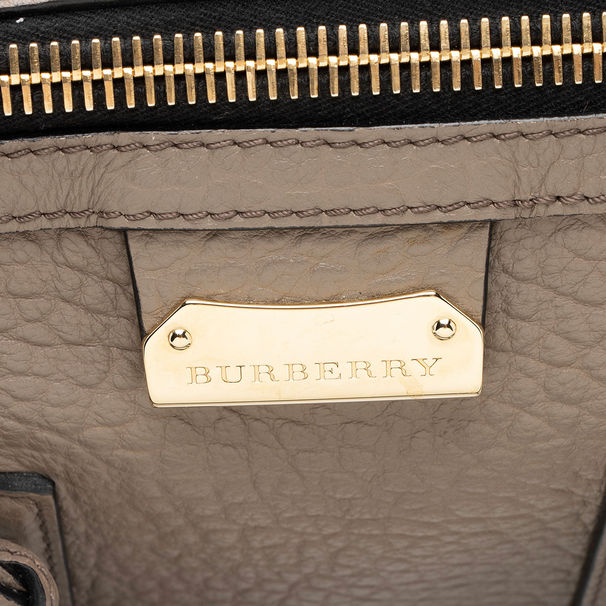 Burberry Leather Gladstone Small Satchel (SHF-BAXlgo)
