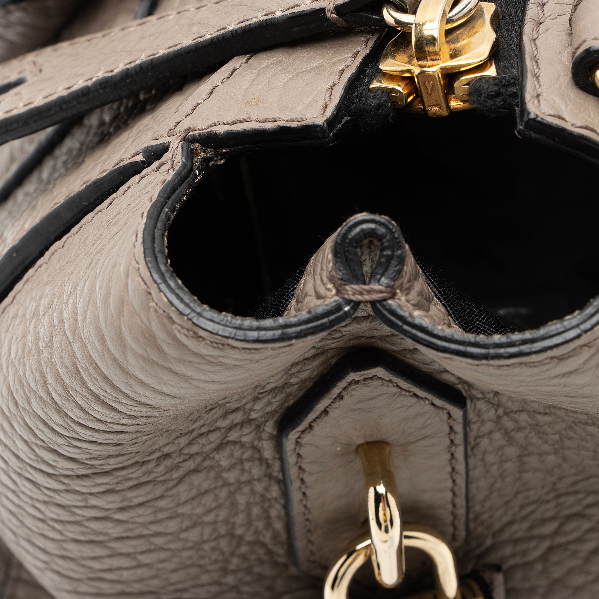 Burberry Leather Gladstone Small Satchel (SHF-BAXlgo)