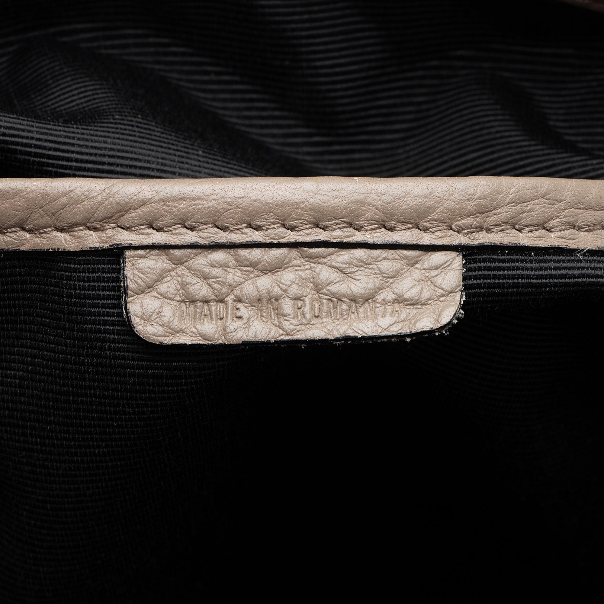 Burberry Leather Gladstone Small Satchel (SHF-BAXlgo)