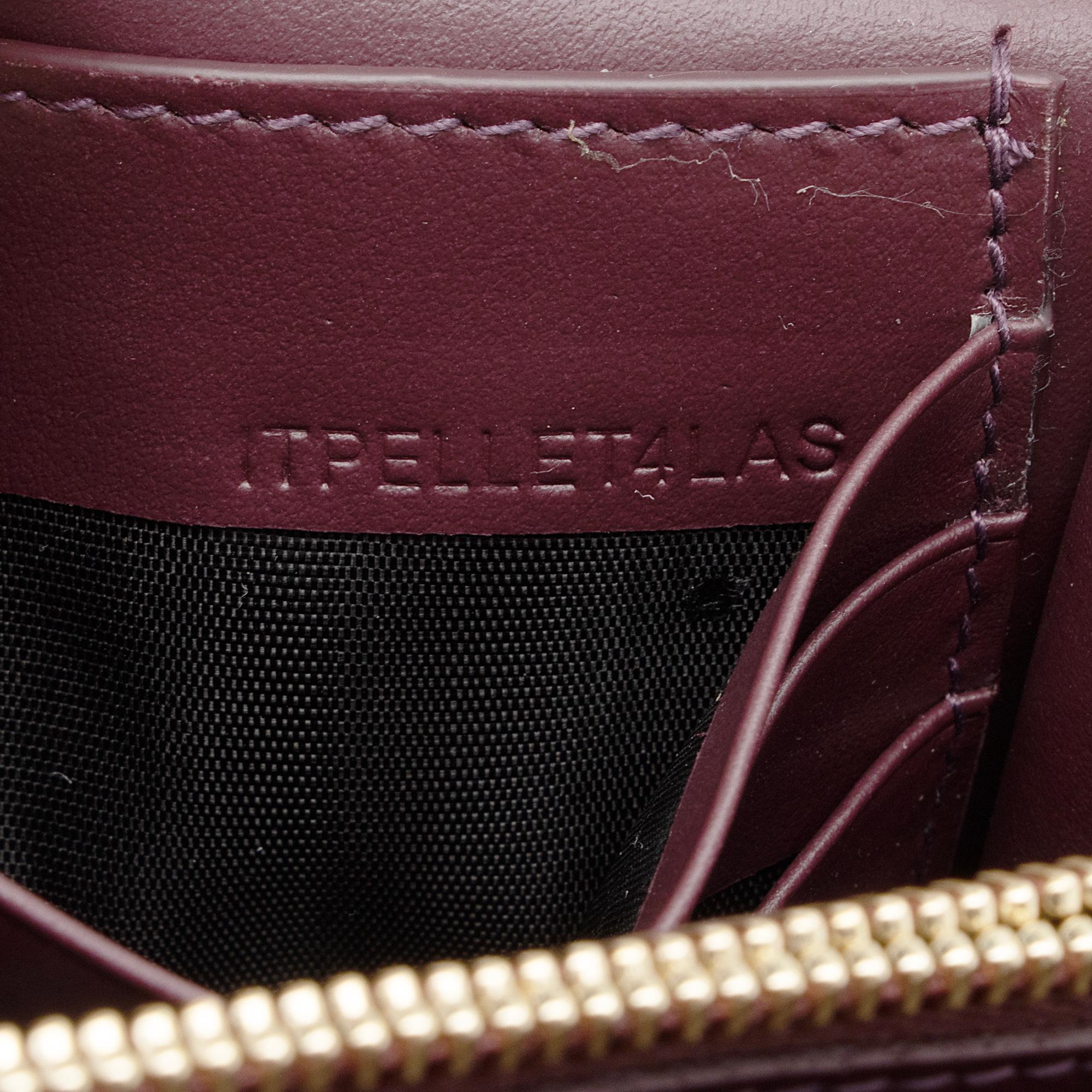 Burberry Leather Hannah Wallet on Strap (SHF-r1Okod)