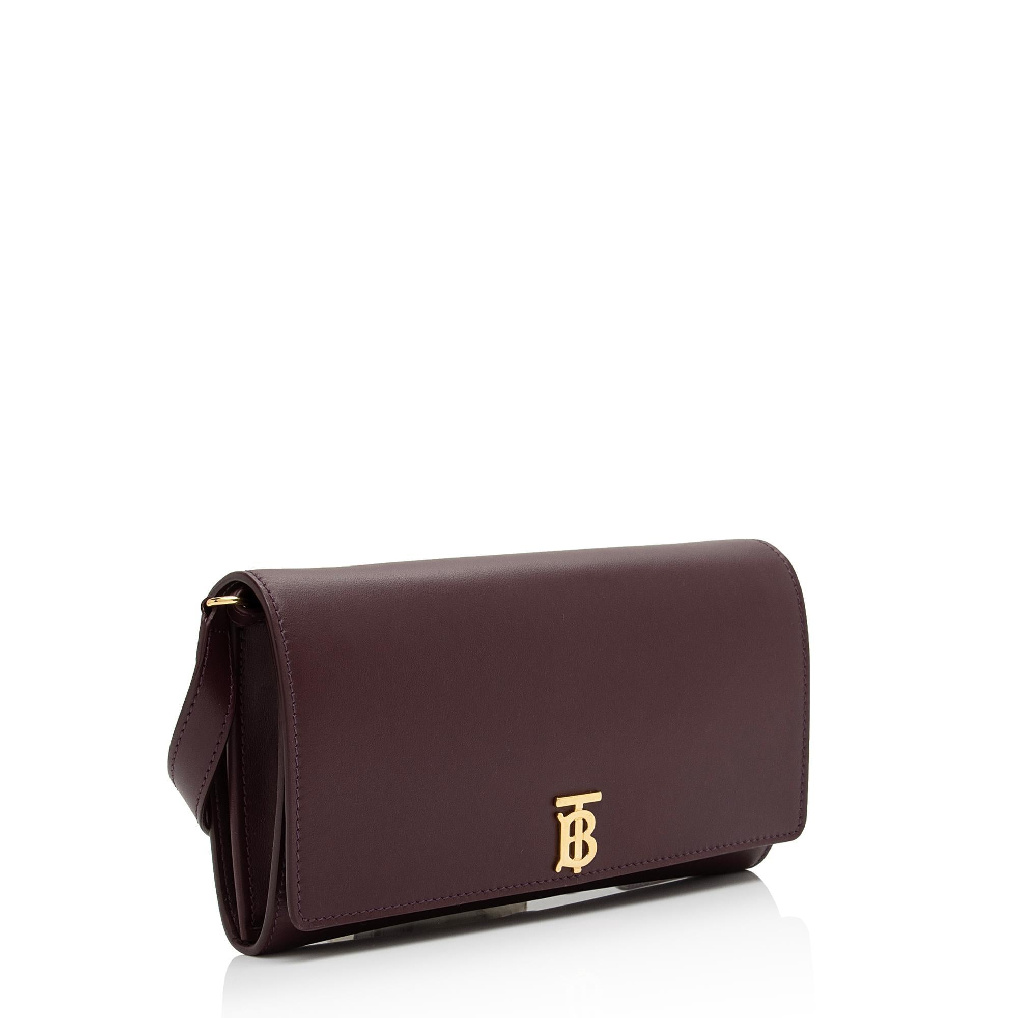Burberry Leather Hannah Wallet on Strap (SHF-r1Okod)