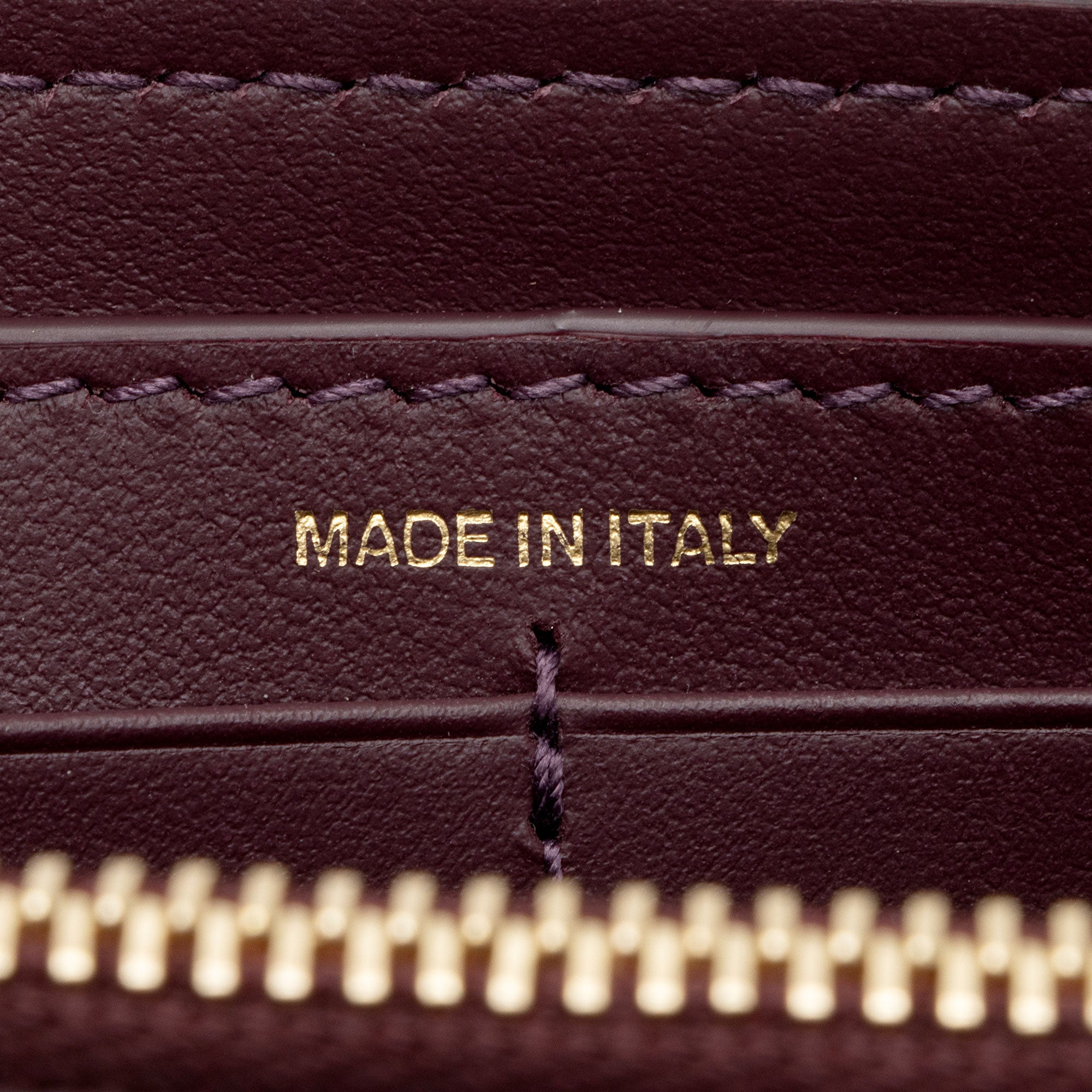 Burberry Leather Hannah Wallet on Strap (SHF-YAht6w)