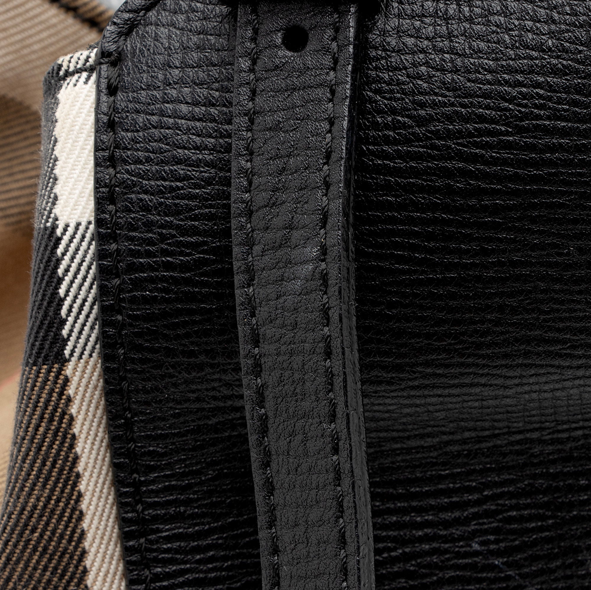Burberry Leather House Check Canterbury Small Tote (SHF-Rt5UJm)