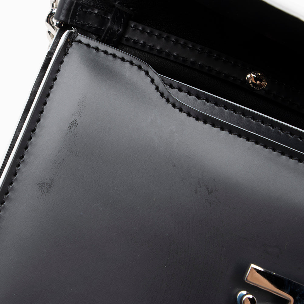 Burberry Leather Logo TB Shoulder Bag (SHF-15569)