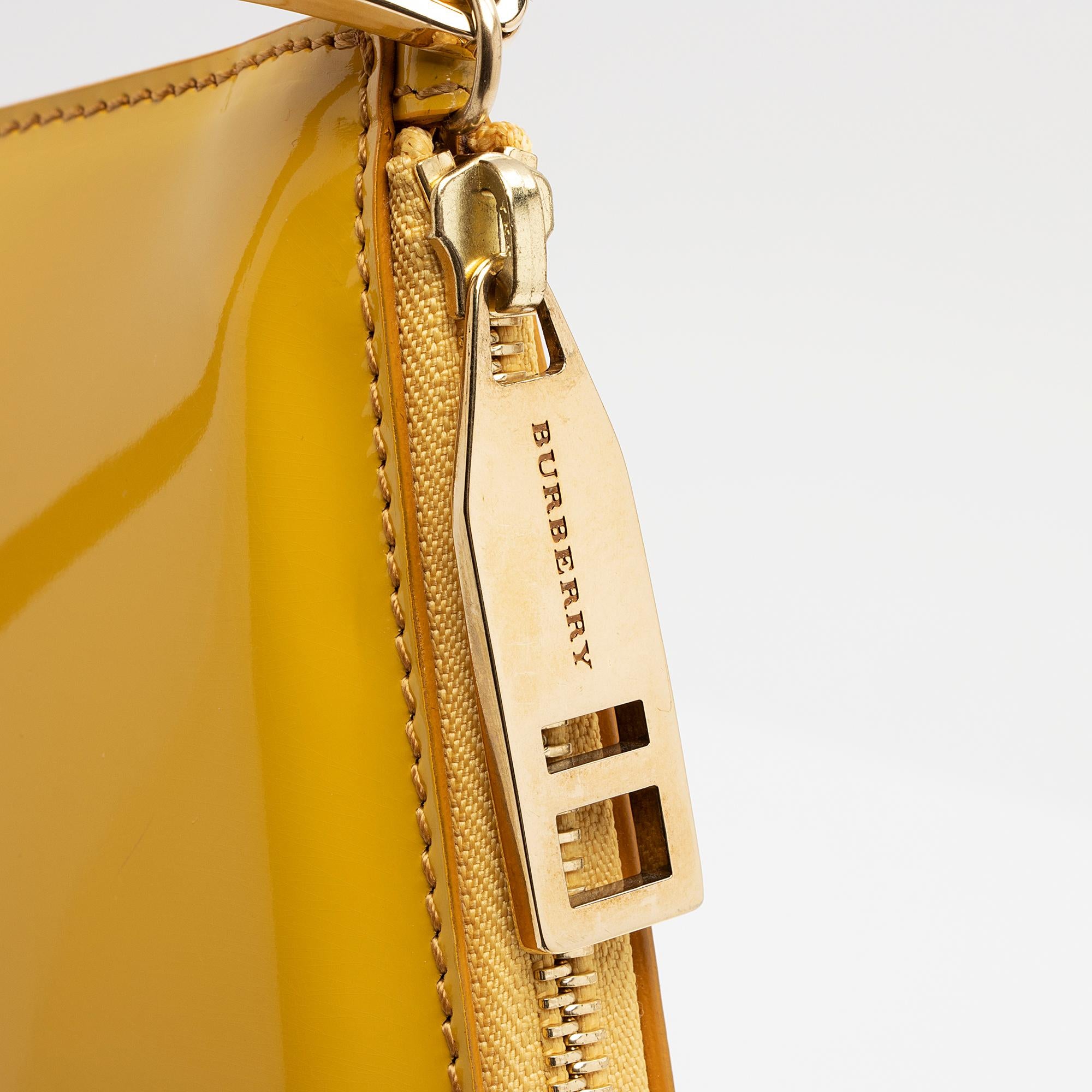 Burberry Prorsum Patent Leather Clutch (SHF-23361)