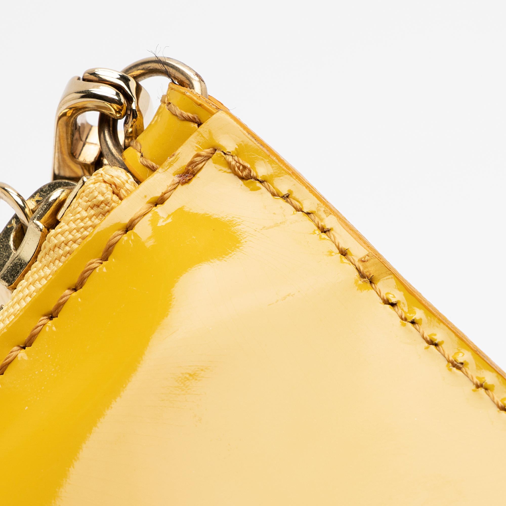 Burberry Prorsum Patent Leather Clutch (SHF-23361)