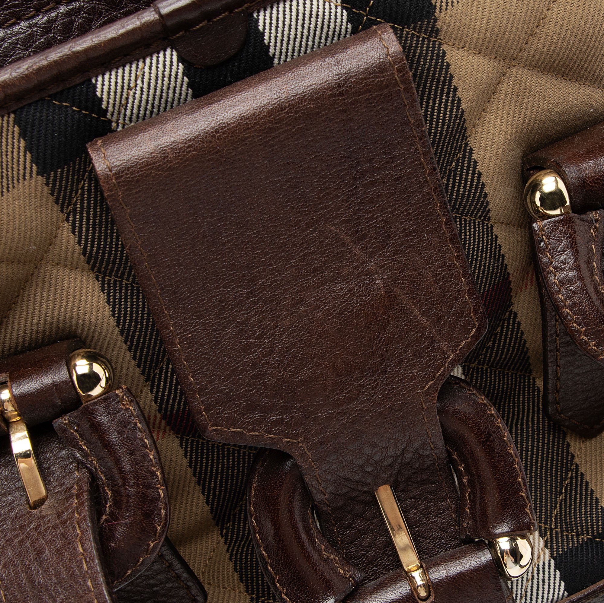 Burberry Quilted House Check Manor Tote (SHF-9N5HL6)