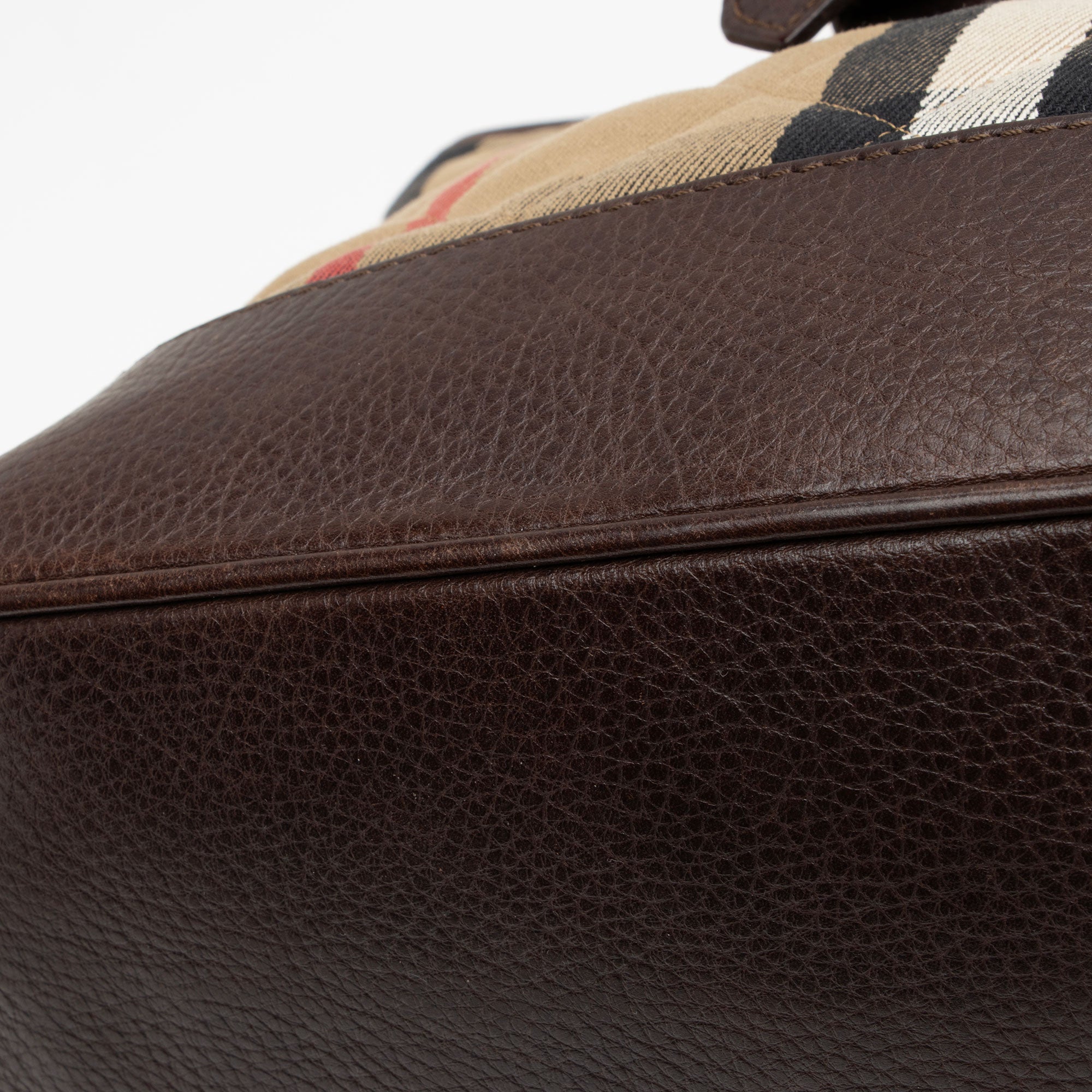 Burberry Quilted House Check Manor Tote (SHF-9N5HL6)