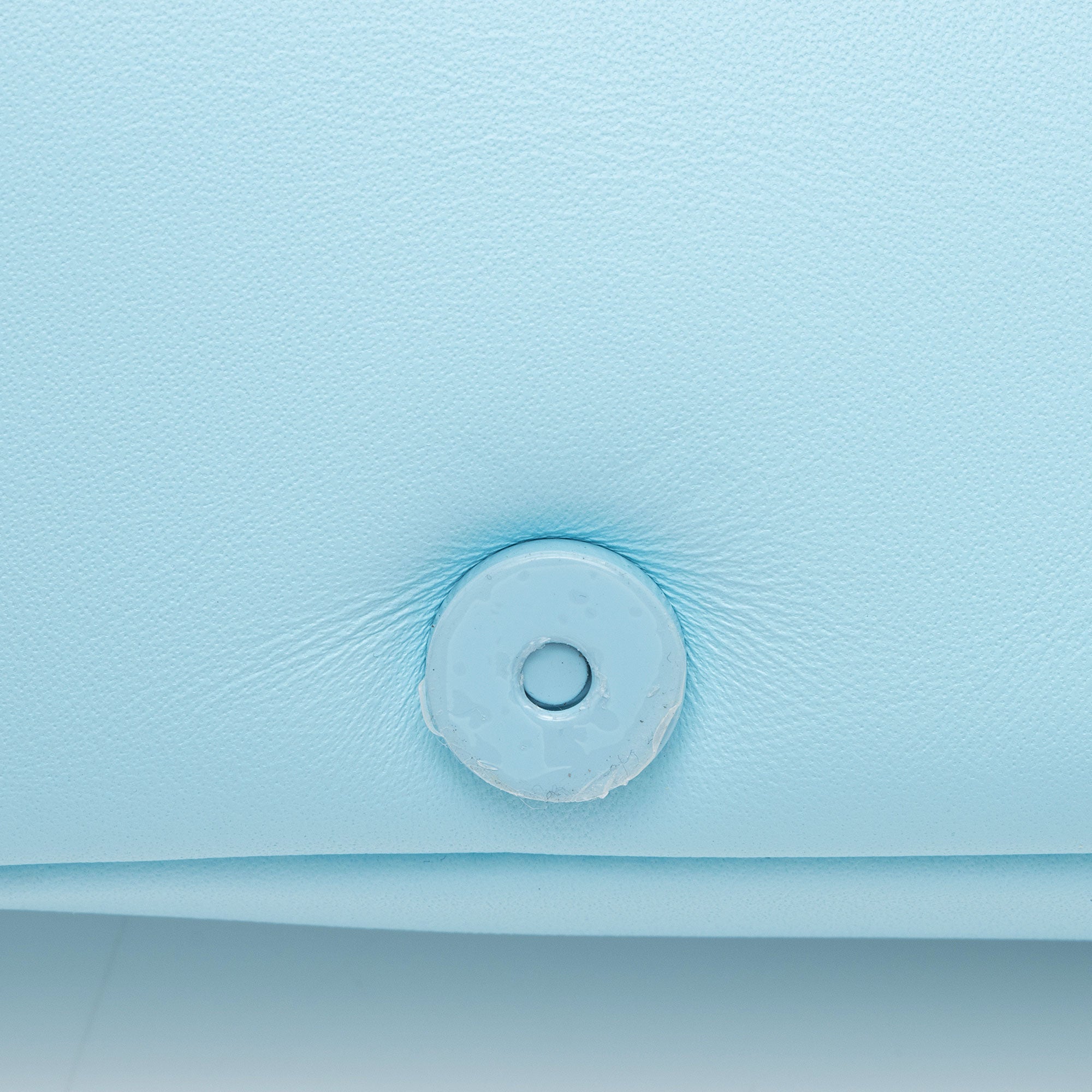 Burberry Quilted Lambskin TB Lola Chain Small Crossbody (SHF-3UeWo9)