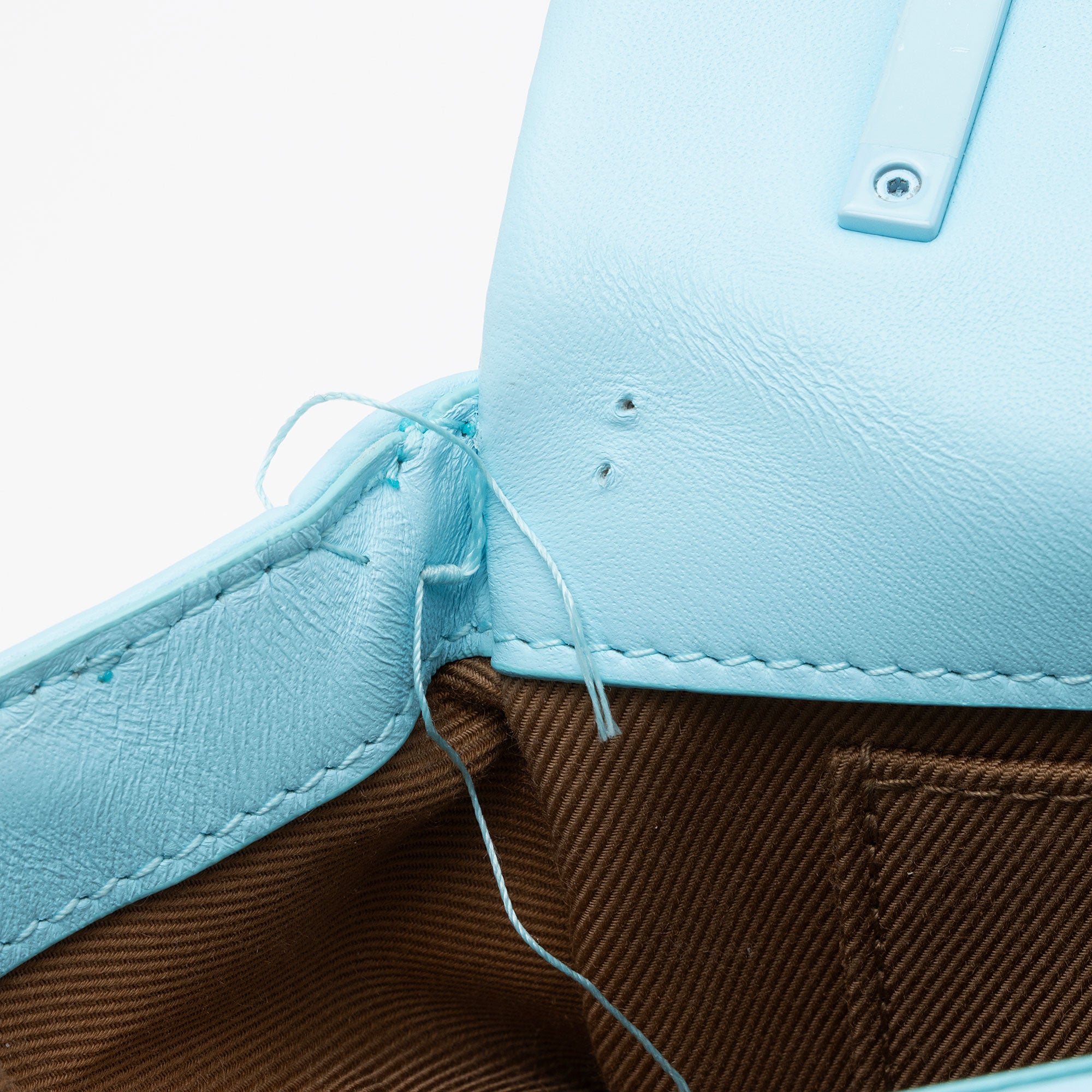 Burberry Quilted Lambskin TB Lola Chain Small Crossbody (SHF-3UeWo9)