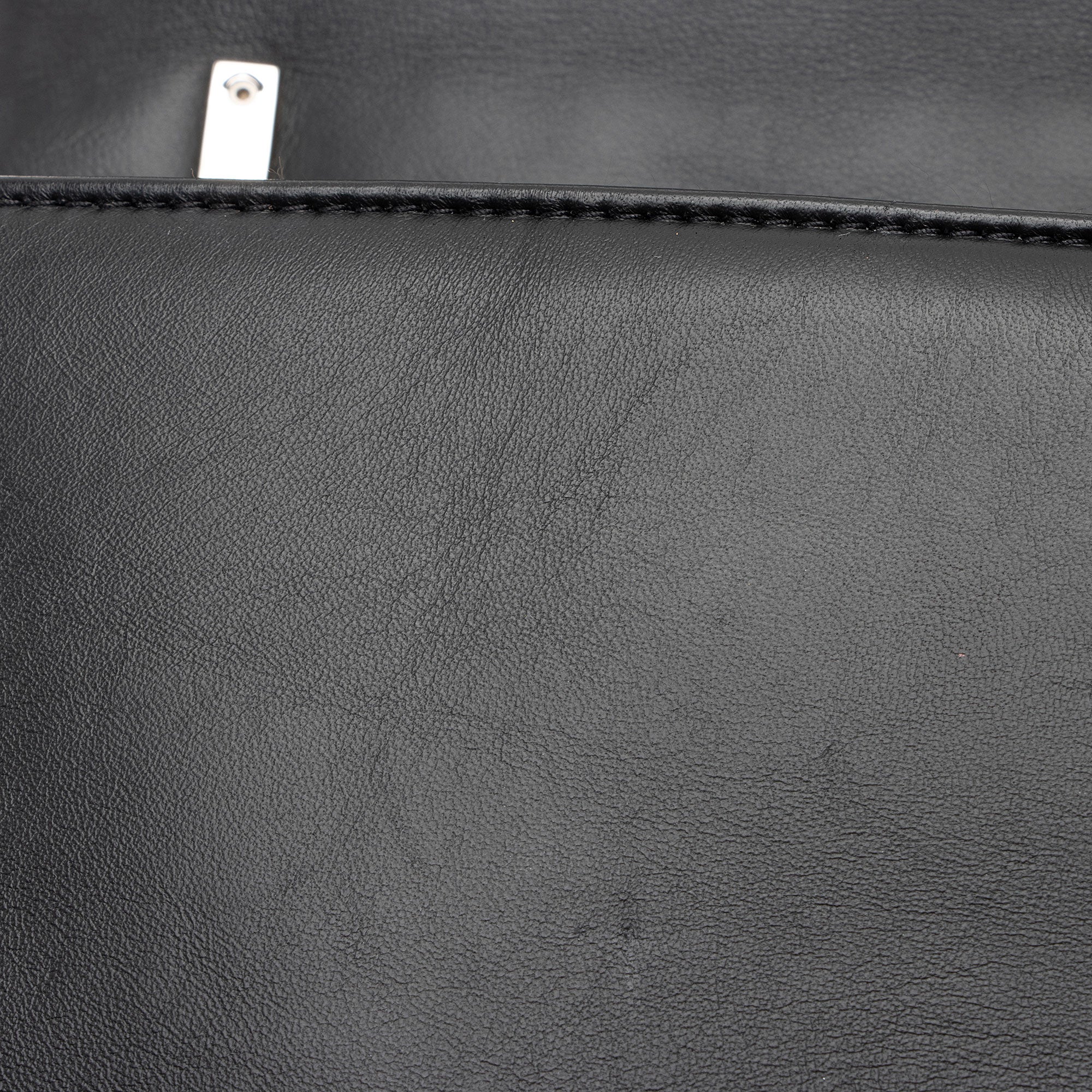 Burberry Quilted Lambskin TB Lola Chain Small Crossbody (SHF-MTysID)