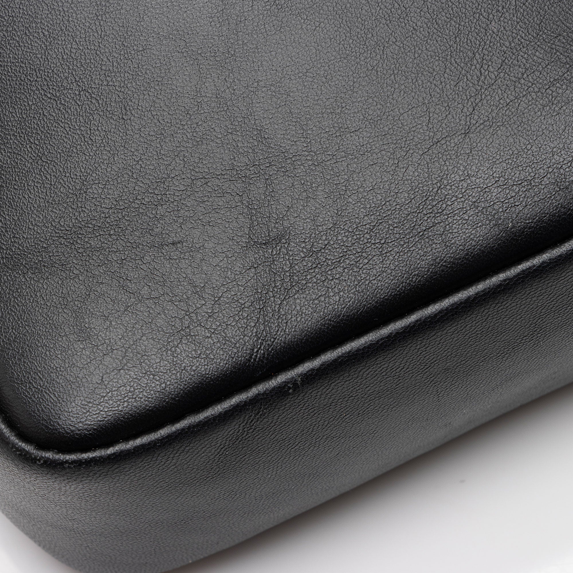 Burberry Quilted Lambskin TB Lola Chain Small Crossbody (SHF-MTysID)