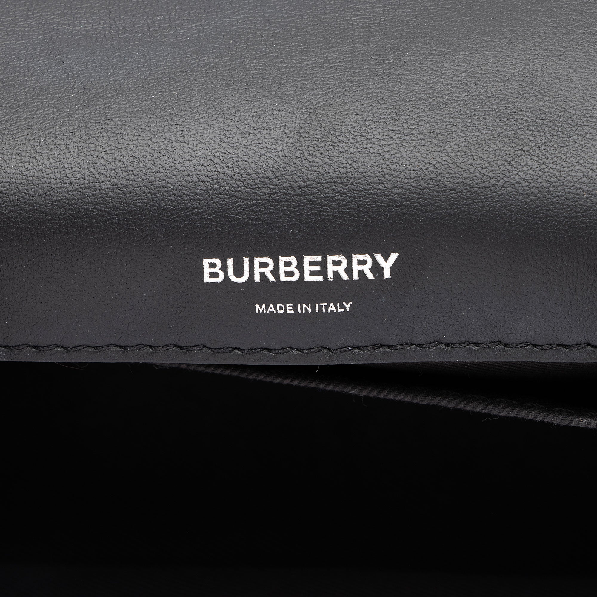 Burberry Quilted Lambskin TB Lola Chain Small Crossbody (SHF-MTysID)