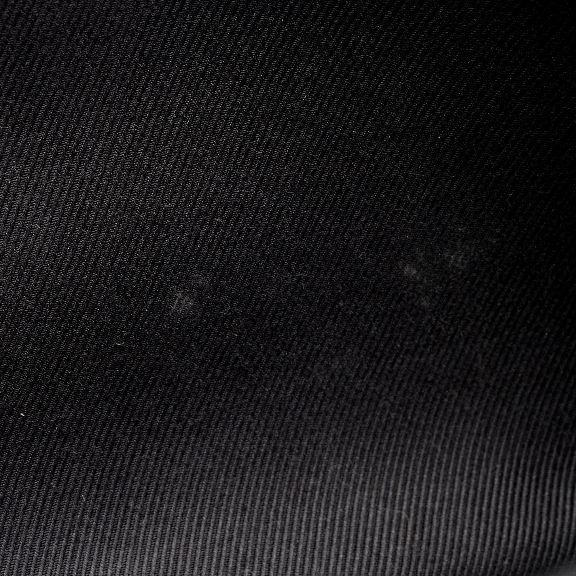 Burberry Quilted Leather TB Lola Chain Medium Shoulder Bag (SHF-JM6QGj)