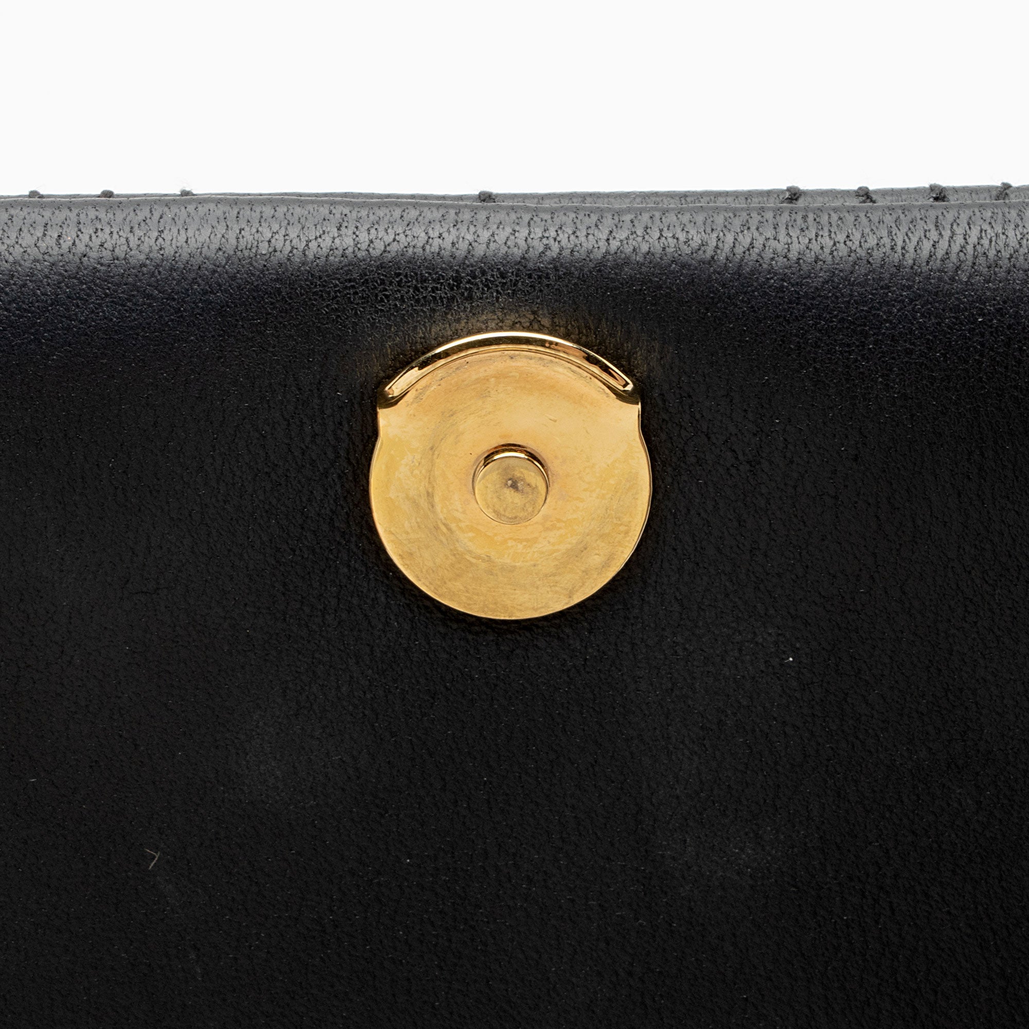 Burberry Quilted Leather TB Lola Chain Medium Shoulder Bag (SHF-JM6QGj)