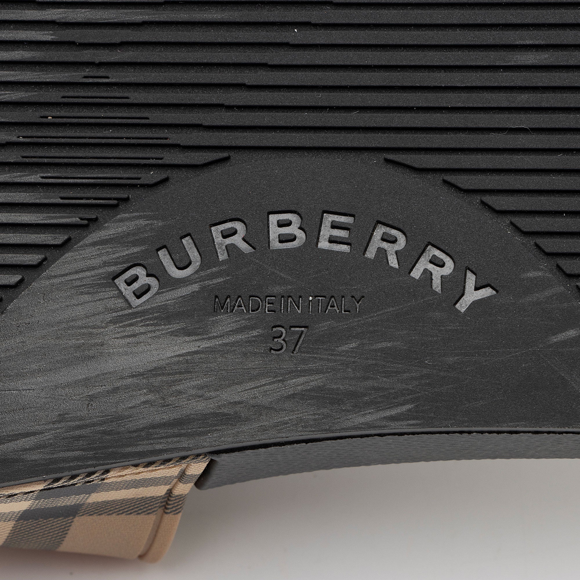 Burberry Rubber Vintage Check Slides - Size 7 / 37