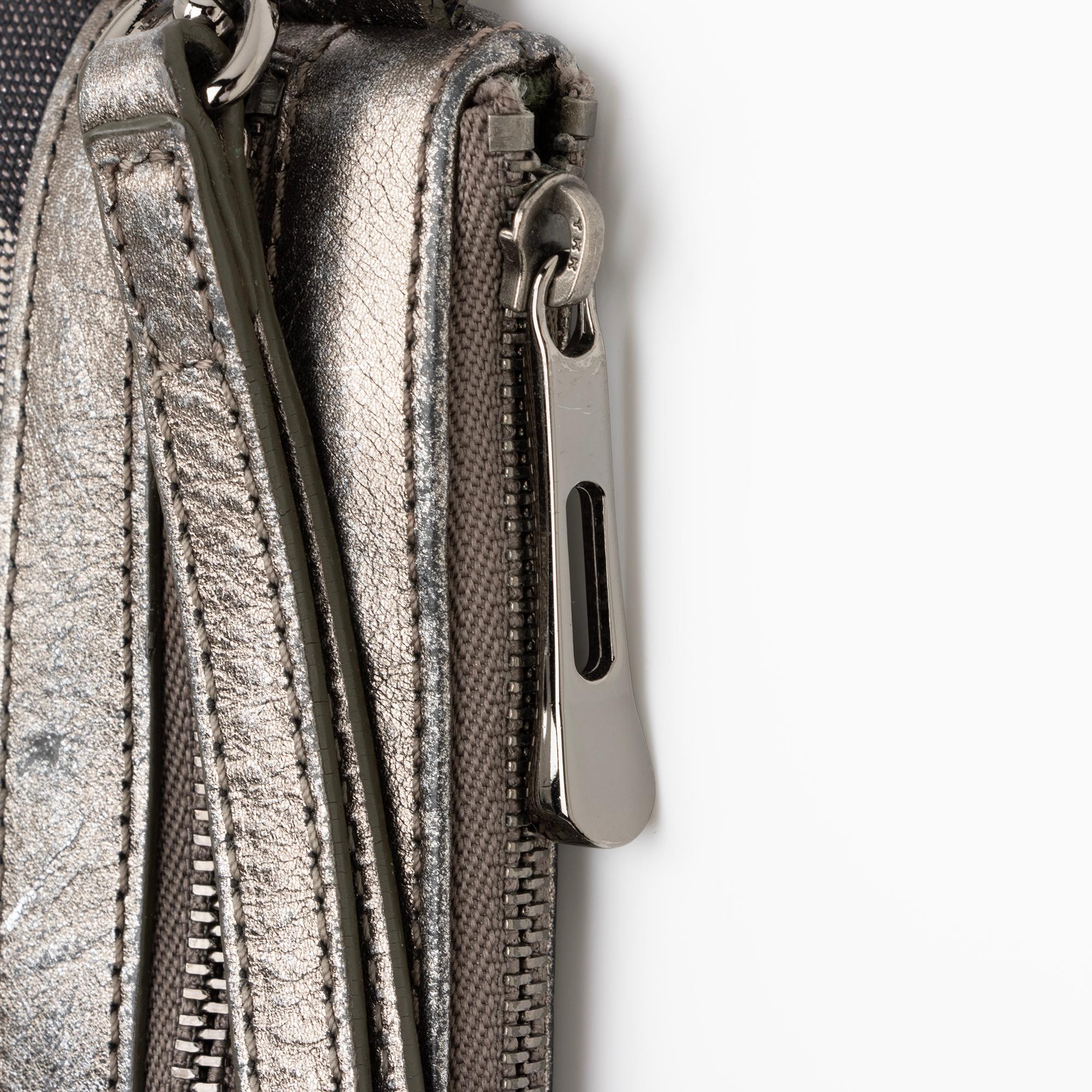 Burberry Shimmer Check Metallic Leather Prorsum Wristlet (SHF-23925)