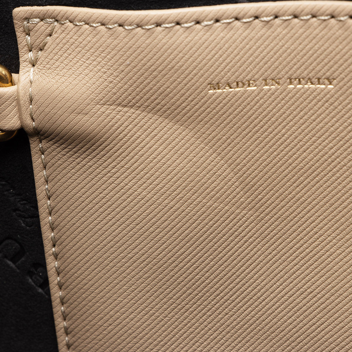 Burberry Trench Leather DK88 Large Top Handle