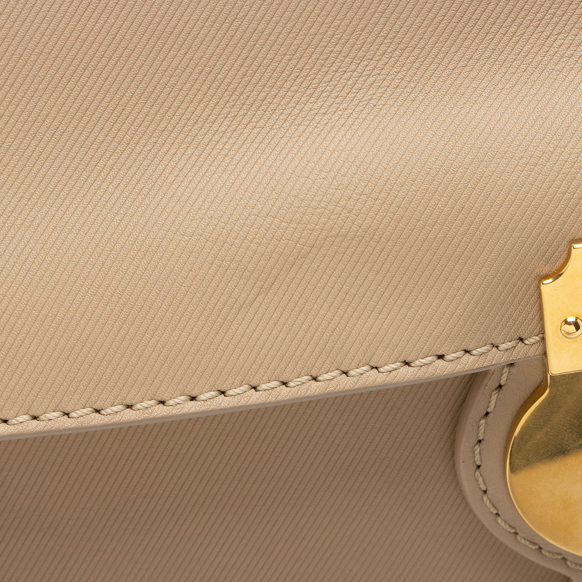 Burberry Trench Leather DK88 Large Top Handle