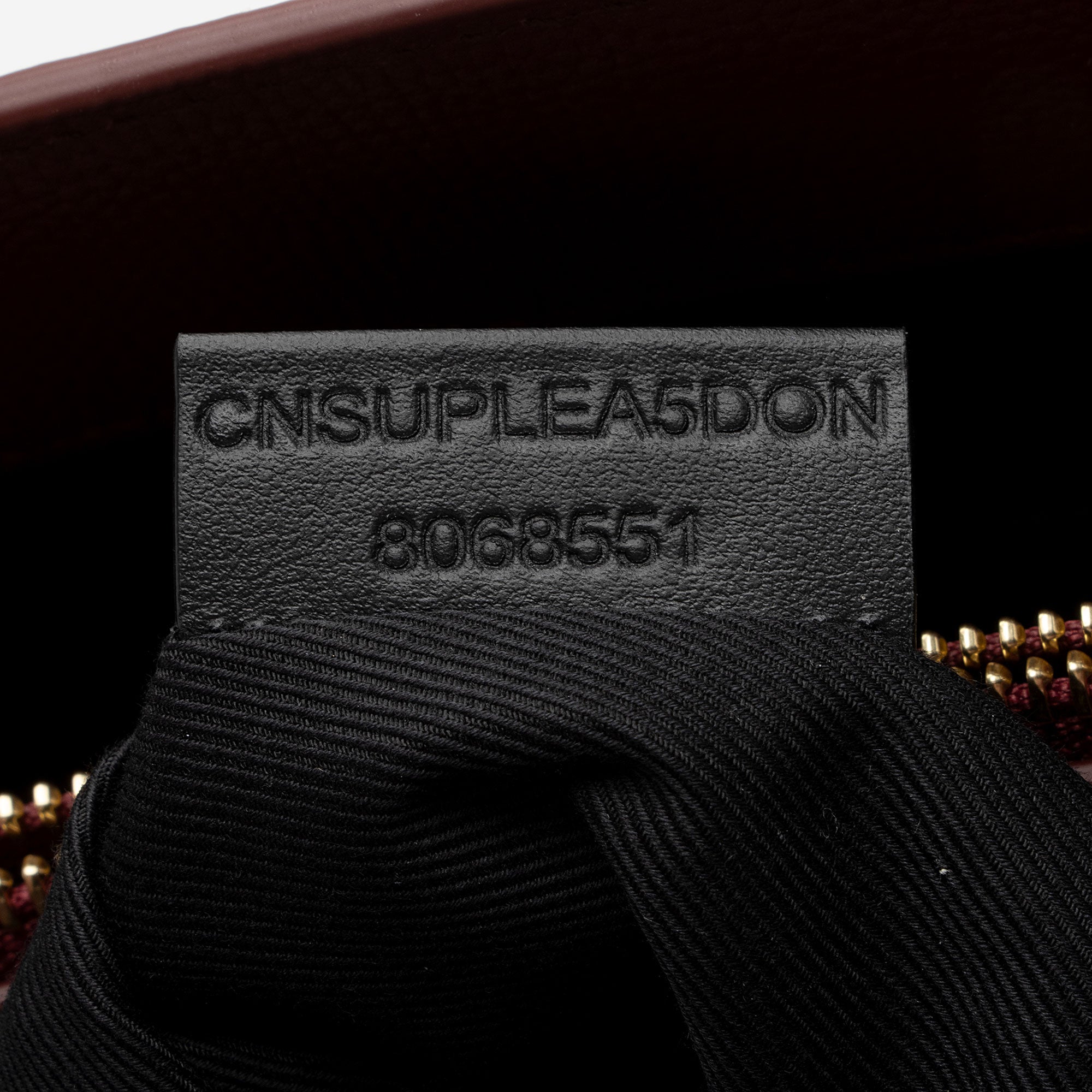 Burberry Vintage Check Leather Banner Medium Tote (SHF-DwlsdU)