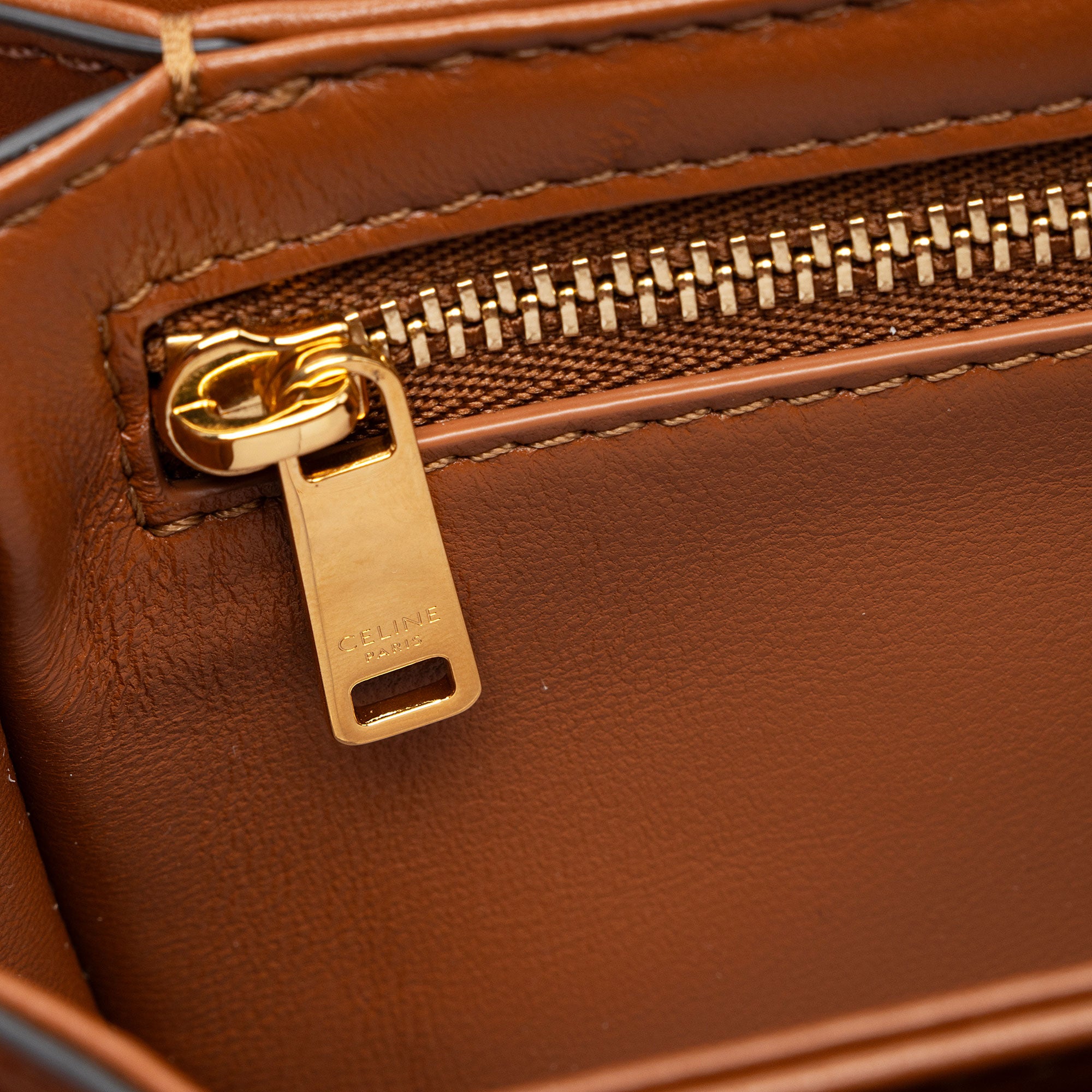 Celine Textile Calfskin Triomphe Teen Shoulder Bag (SHF-JW3M7k)