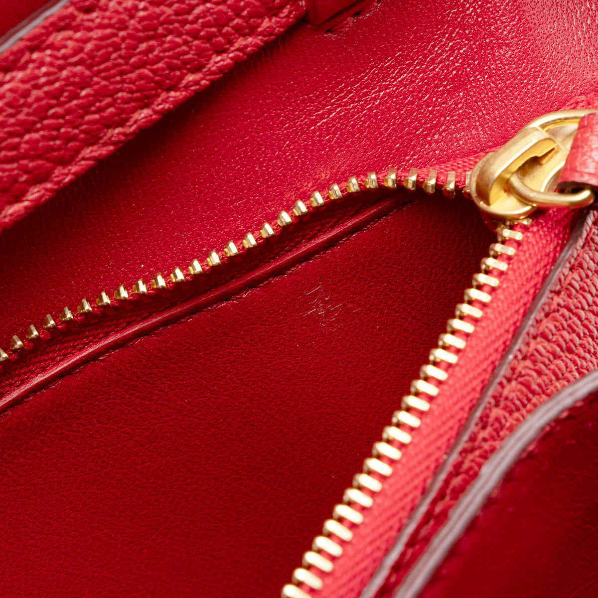Celine Goatskin Classic Medium Box Bag