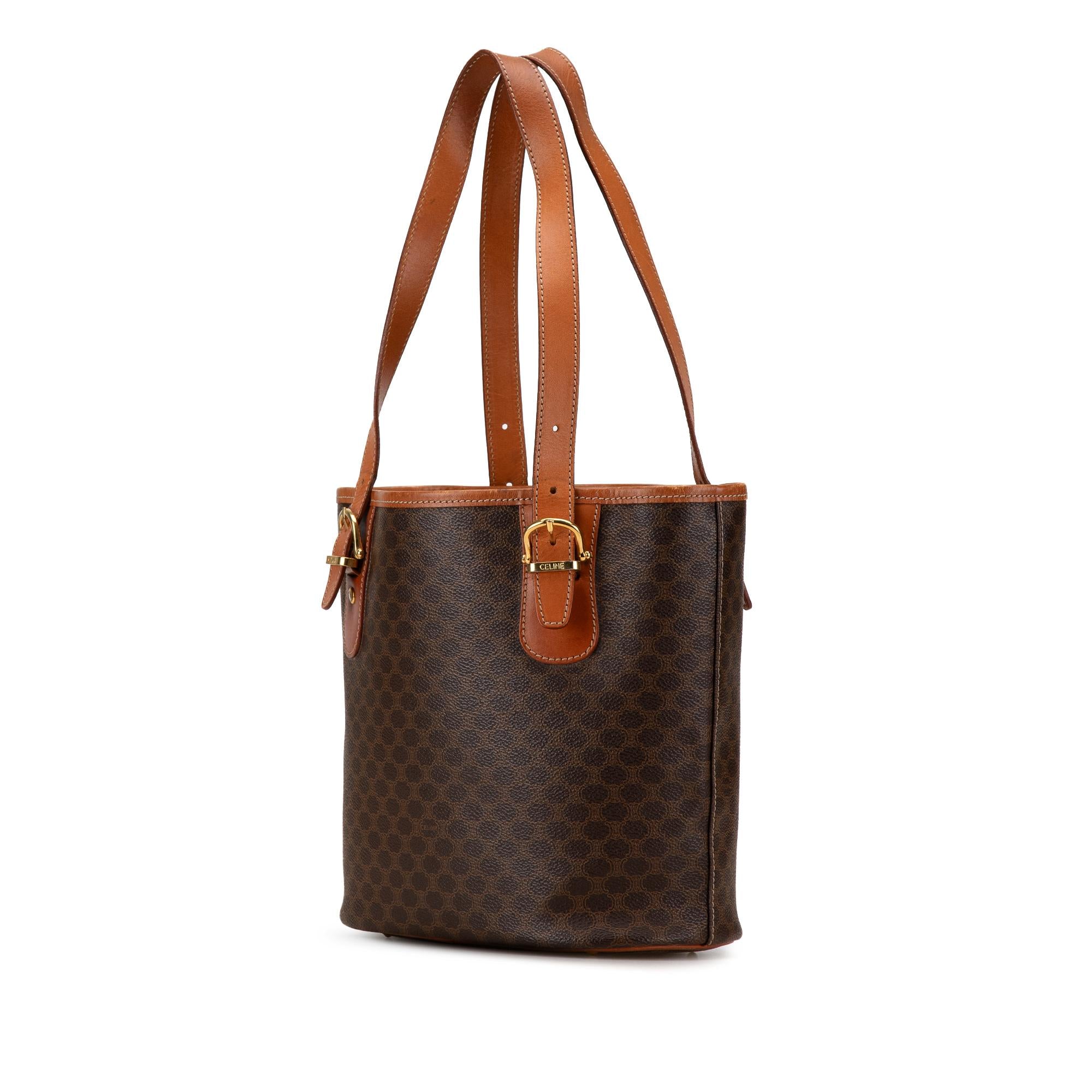 Celine Macadam Coated Canvas Tote (SHG-GrIG6D)