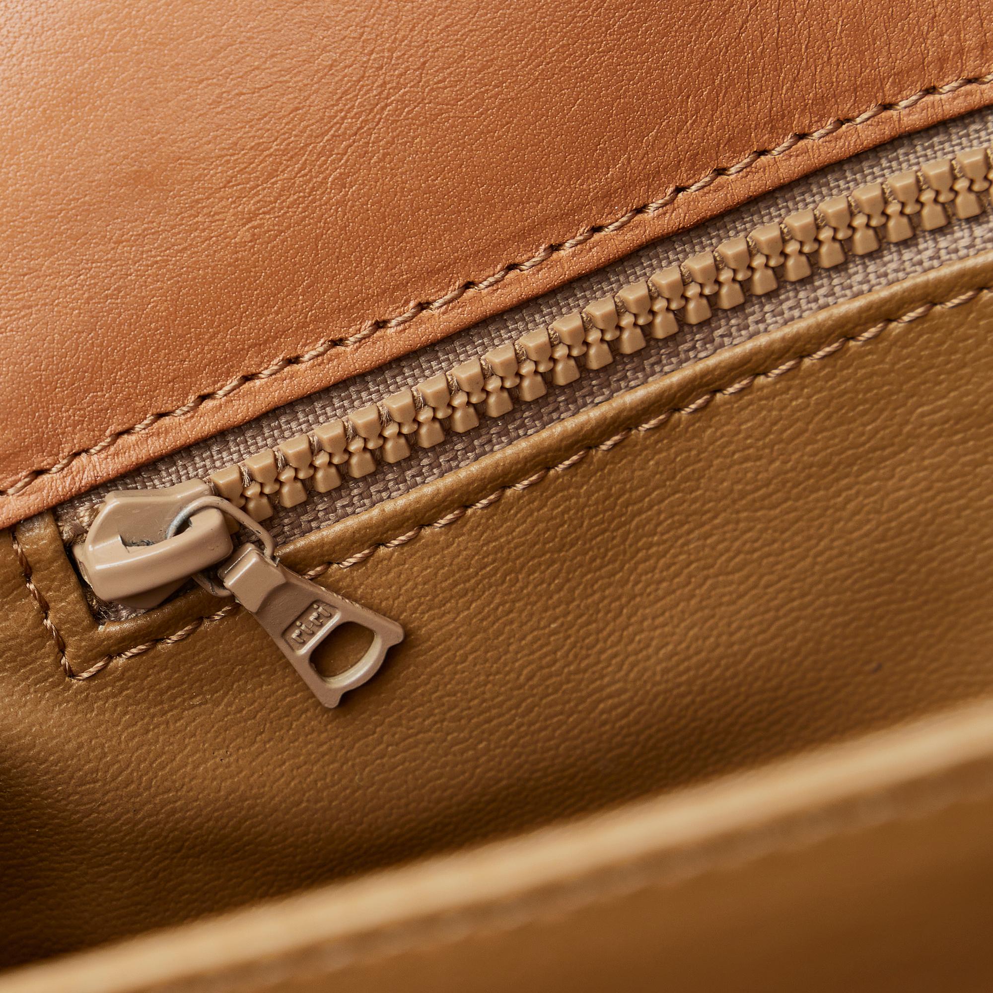 Celine Macadam Crossbody (SHG-Jcqf71)