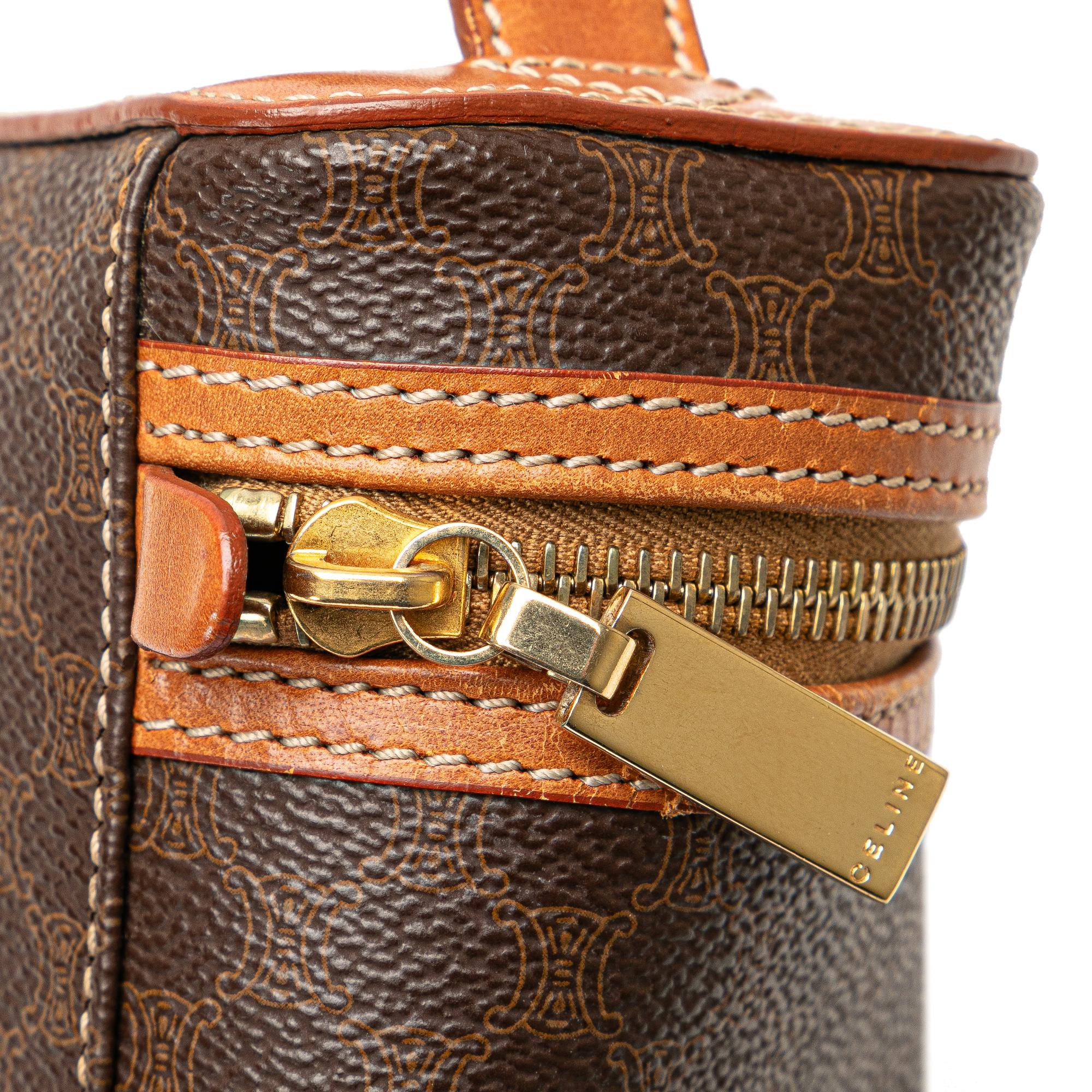 Celine Macadam Vanity Bag (SHG-nuFqCA)
