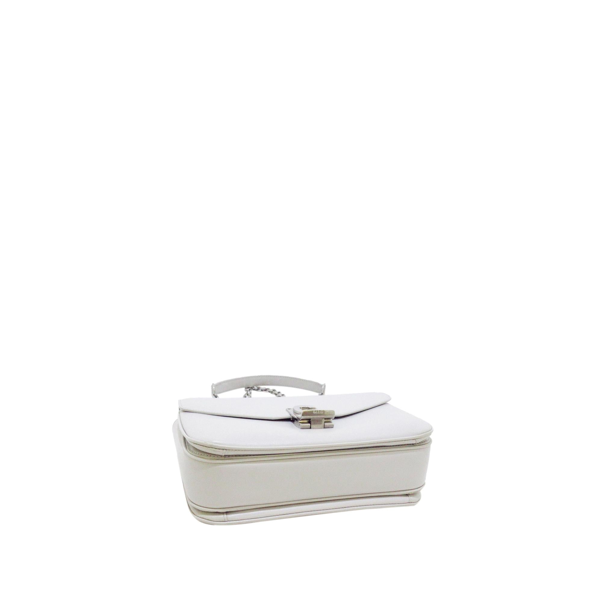 Celine Medium C Bag (SHG-TgPBzq)