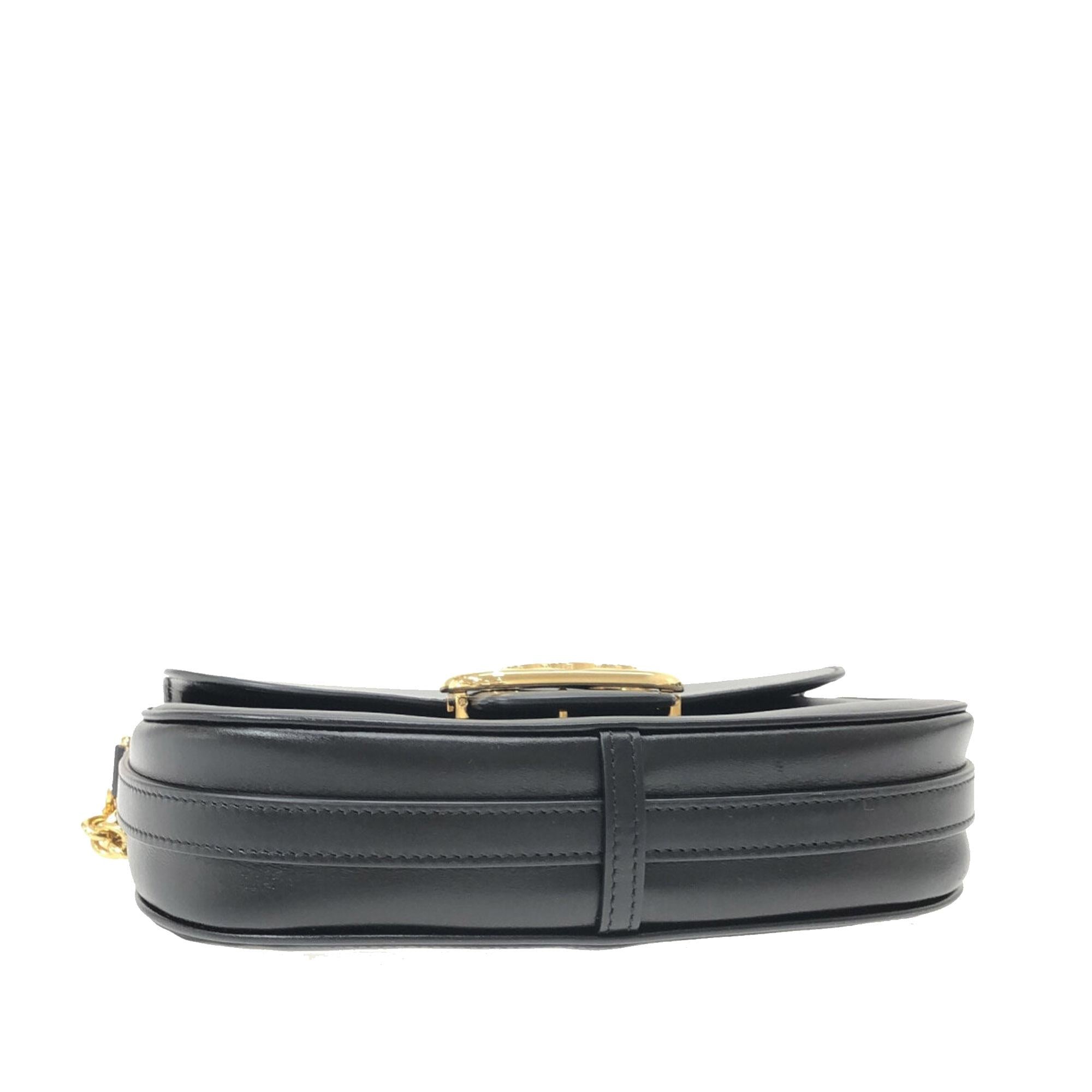 Celine Medium Chaine Maillon Triomphe Bag (SHG-xdLB0A)