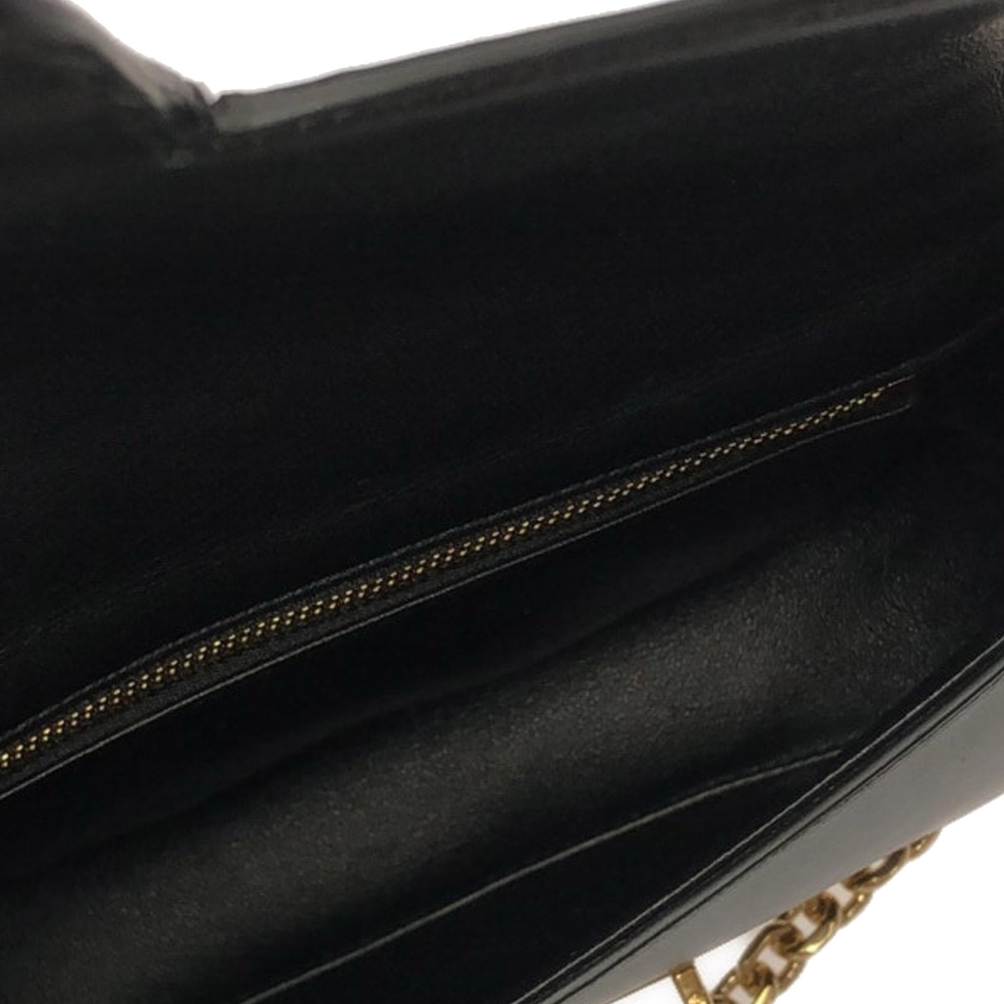 Celine Medium Chaine Maillon Triomphe Bag (SHG-xdLB0A)