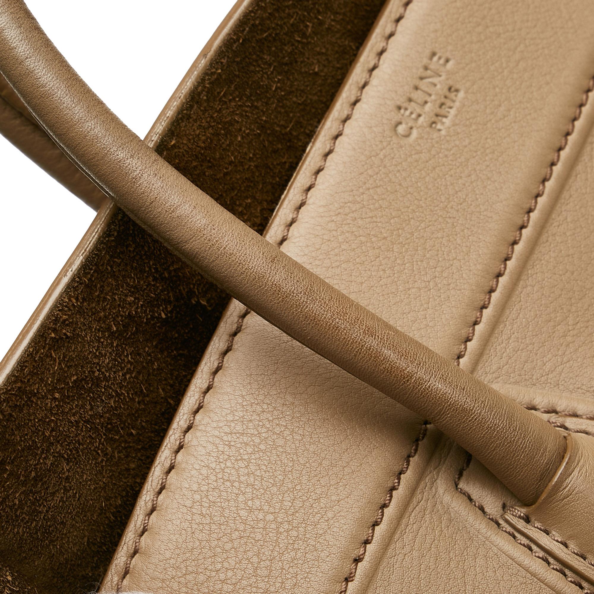 Celine Medium Phantom Luggage Tote (SHG-aHhwKc)