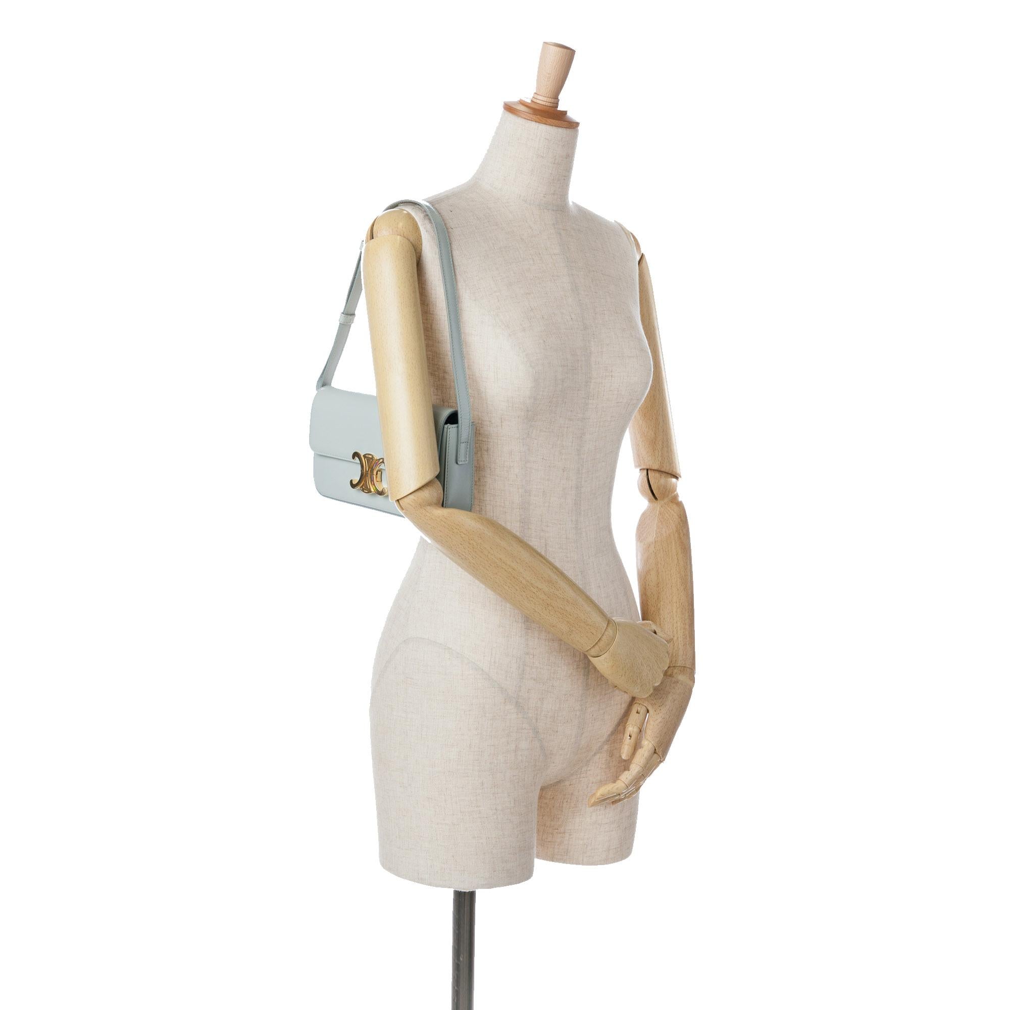 Celine Triomphe Claude Shoulder Bag (SHG-vHePFT)