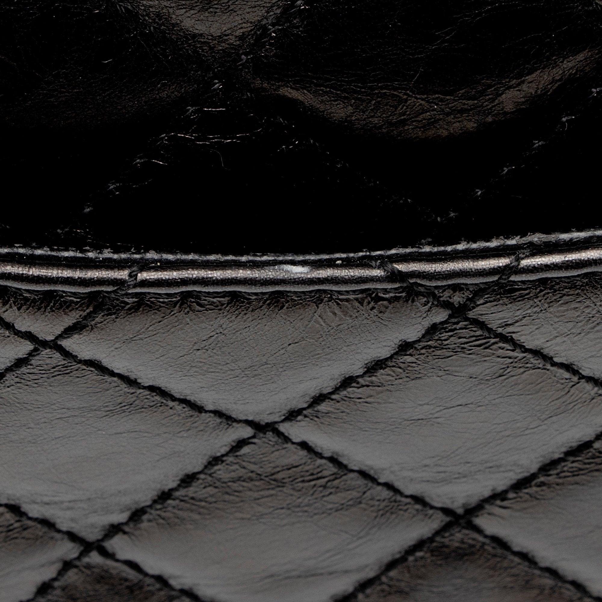 Chanel Aged Calfskin Reissue 225 Double Flap Shoulder Bag (SHF-wB1PQ1)