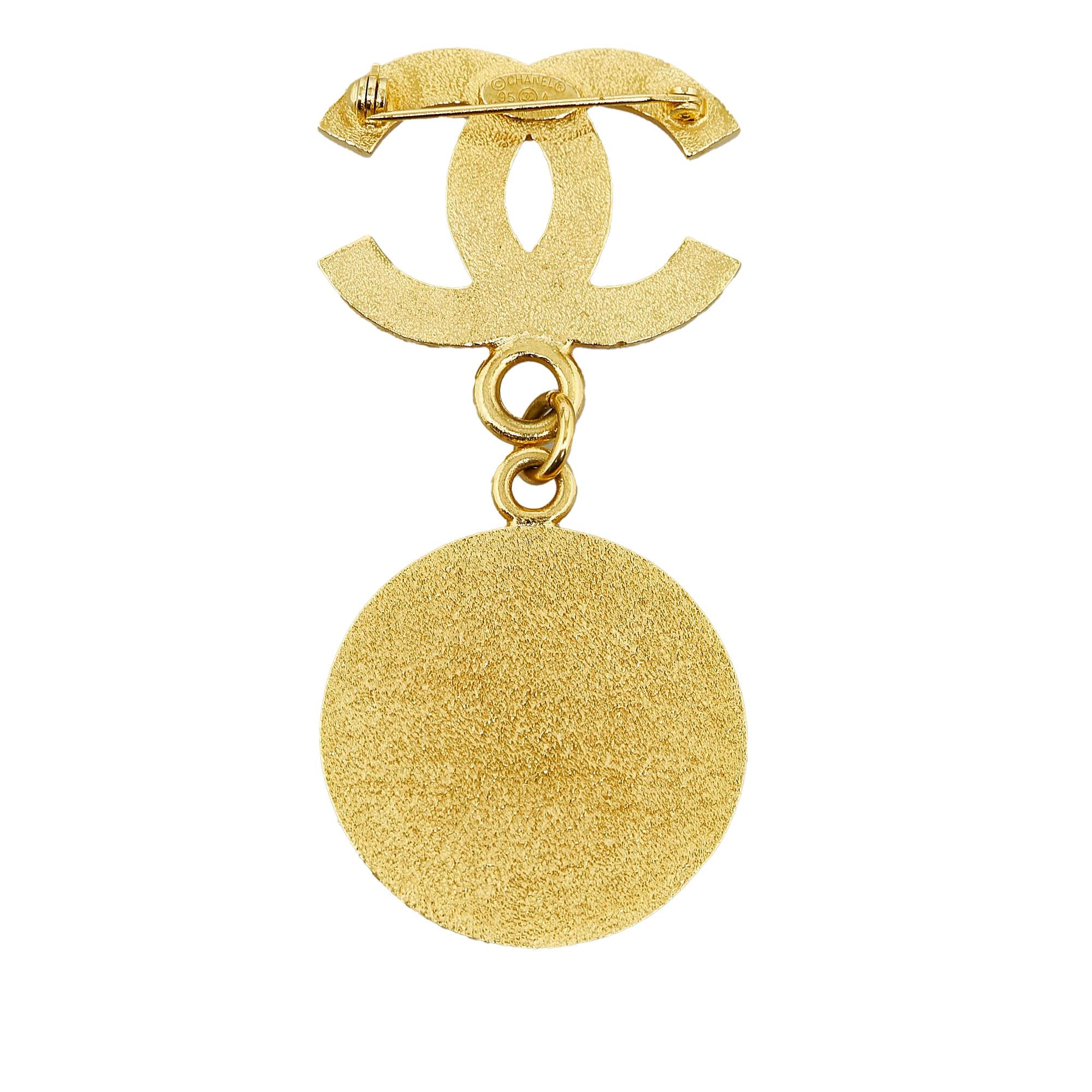 Chanel CC Brooch (SHG-wHNXQ2)