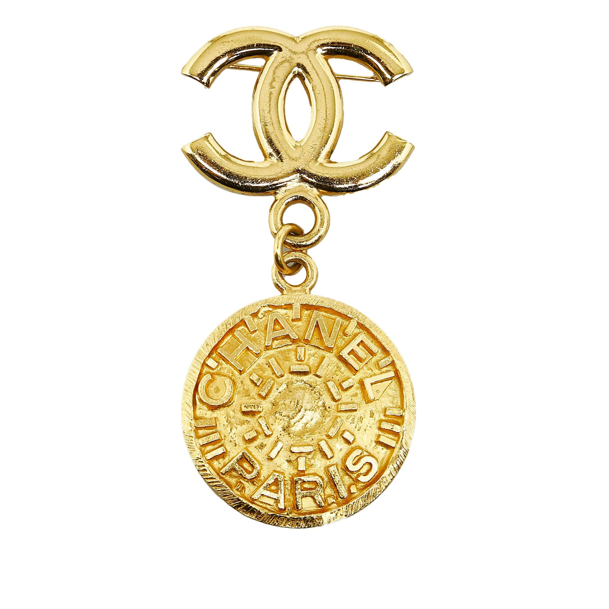 Chanel CC Brooch (SHG-wHNXQ2)