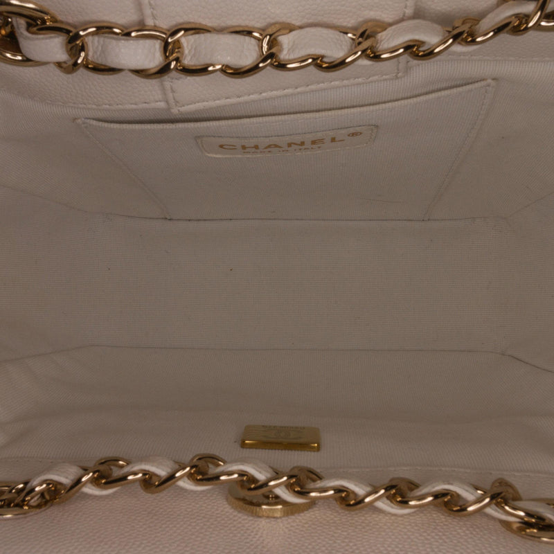 Chanel CC Caviar Bucket Bag (SHG-8IGeqO)
